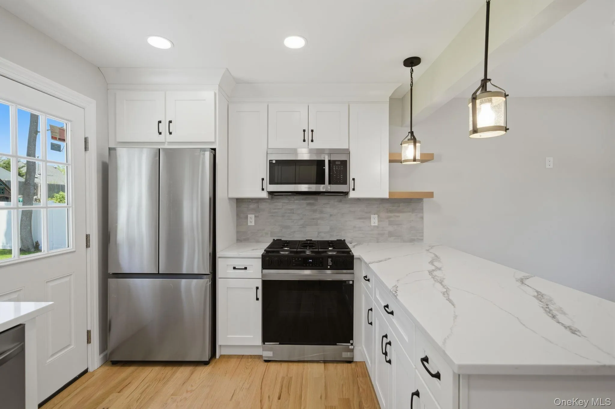 14 Reizen Avenue, Brookhaven, NY, 3 Bedrooms Bedrooms, 6 Rooms Rooms,2 BathroomsBathrooms,Residential,For Rent,Reizen,0,1009118 14 Reizen Avenue, Brookhaven, NY, 3 Bedrooms Bedrooms, 6 Rooms Rooms,2 BathroomsBathrooms,Residential,For Rent,Reizen,0,1009118