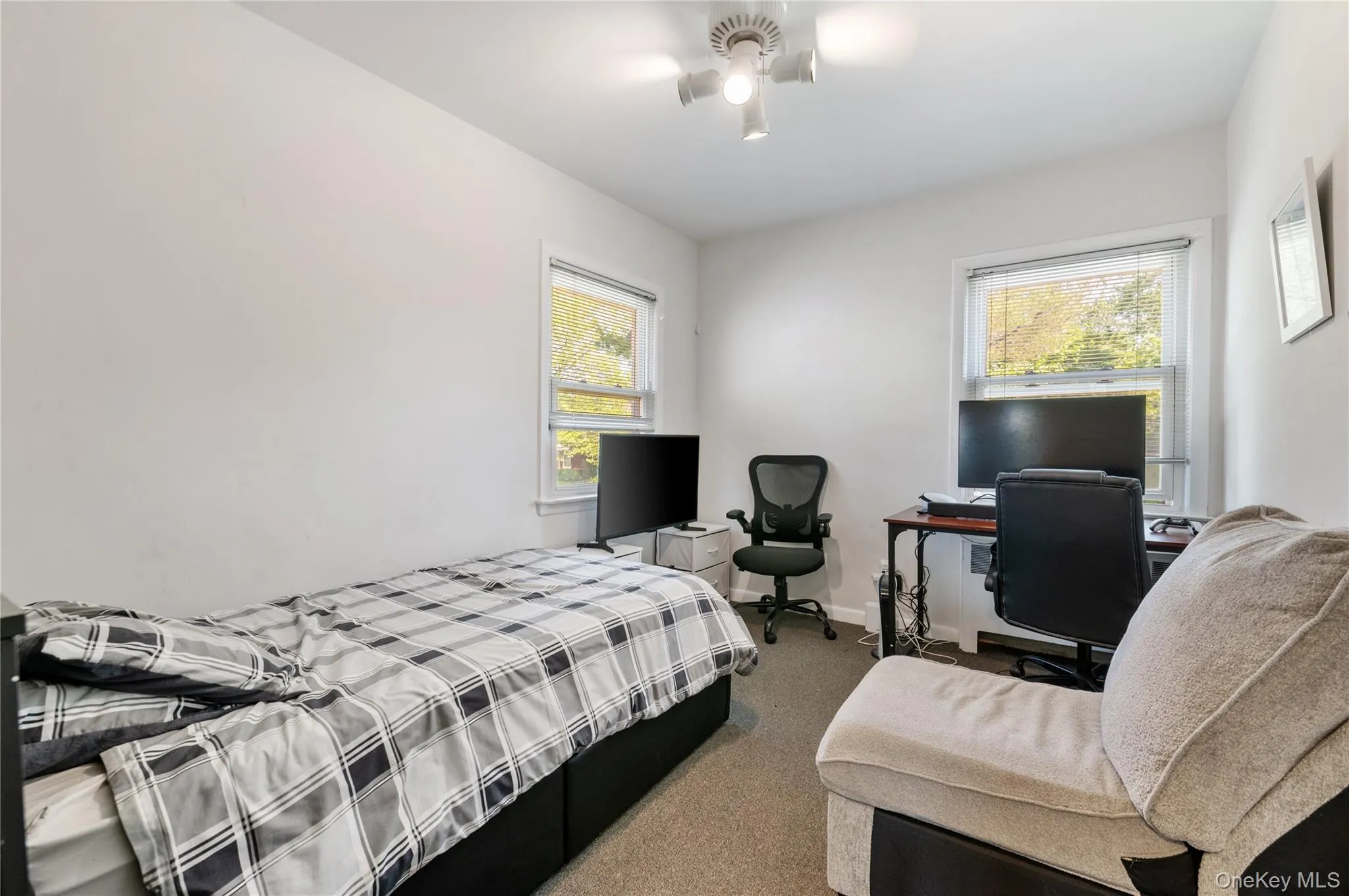 842 Fiske Street, Hempstead, NY, 4 Bedrooms Bedrooms, 9 Rooms Rooms,2 BathroomsBathrooms,Residential,For Rent,Fiske,0,1009119 842 Fiske Street, Hempstead, NY, 4 Bedrooms Bedrooms, 9 Rooms Rooms,2 BathroomsBathrooms,Residential,For Rent,Fiske,0,1009119