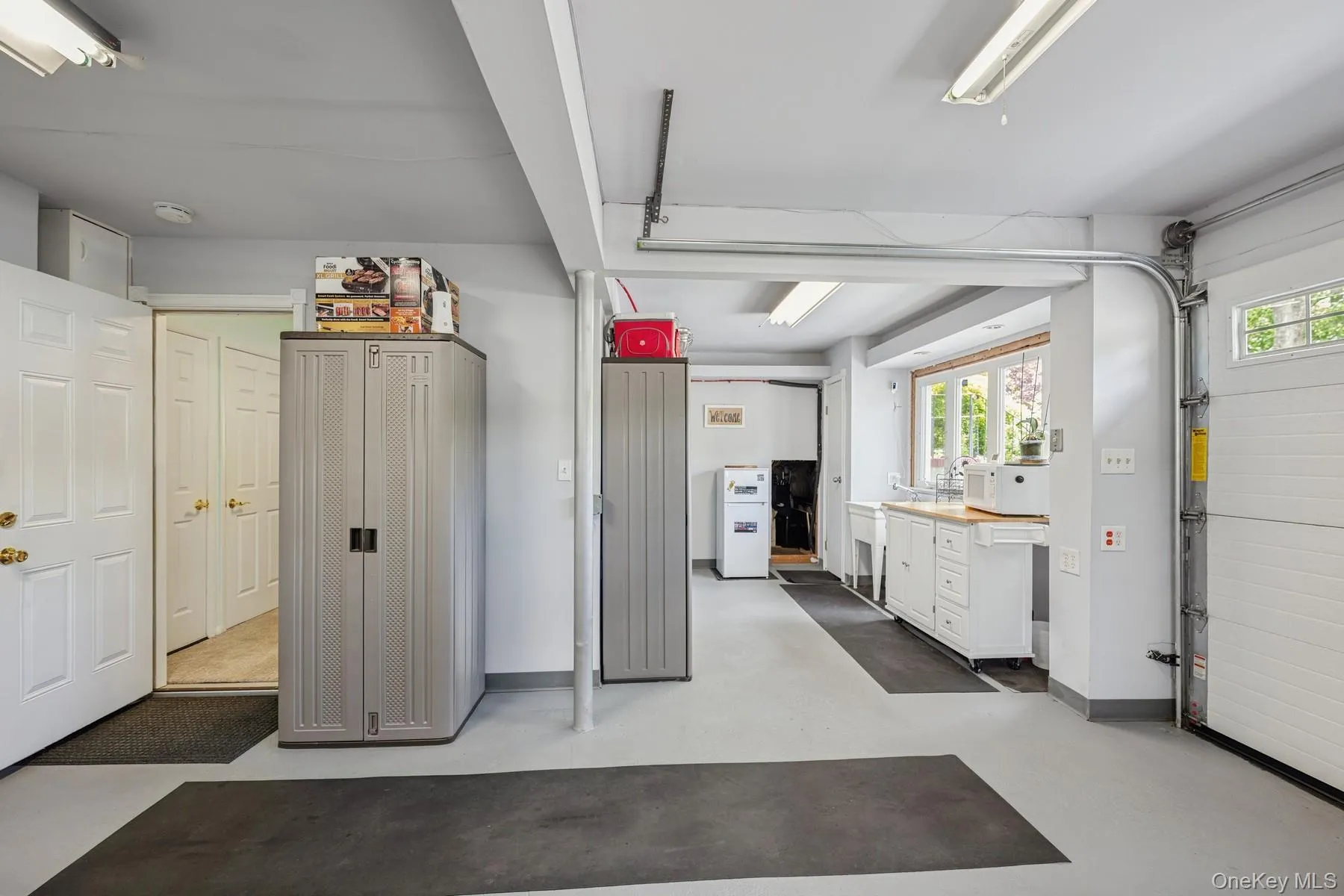 181 Emerson Avenue, Babylon, NY, 4 Bedrooms Bedrooms, 10 Rooms Rooms,2 BathroomsBathrooms,Residential,For Rent,Emerson,0,1009120 181 Emerson Avenue, Babylon, NY, 4 Bedrooms Bedrooms, 10 Rooms Rooms,2 BathroomsBathrooms,Residential,For Rent,Emerson,0,1009120
