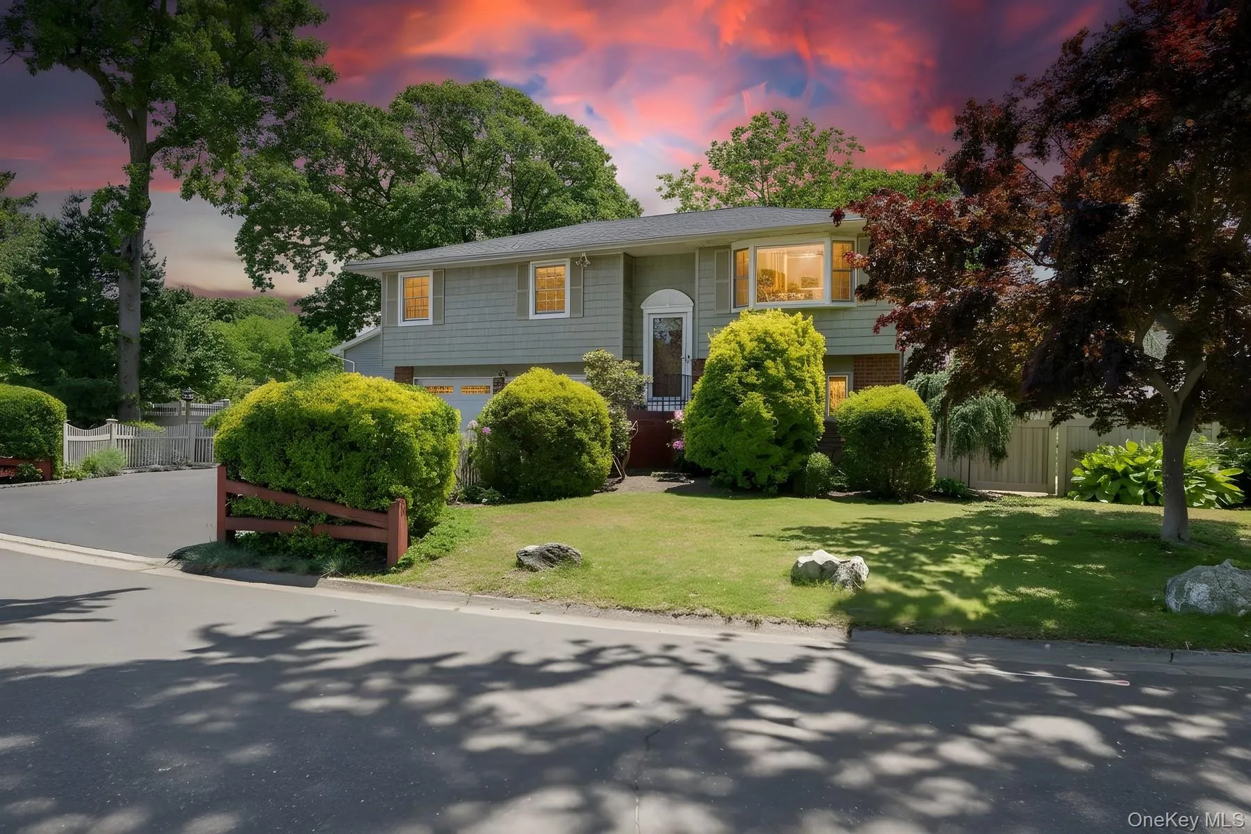 181 Emerson Avenue, Babylon, NY, 4 Bedrooms Bedrooms, 10 Rooms Rooms,2 BathroomsBathrooms,Residential,For Rent,Emerson,0,1009120 181 Emerson Avenue, Babylon, NY, 4 Bedrooms Bedrooms, 10 Rooms Rooms,2 BathroomsBathrooms,Residential,For Rent,Emerson,0,1009120