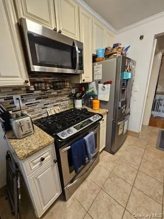 4641 Hanford Street, New York, NY, 2 Bedrooms Bedrooms, 6 Rooms Rooms,1 BathroomBathrooms,Residential Lease,For Rent,Hanford,0,1009129 4641 Hanford Street, New York, NY, 2 Bedrooms Bedrooms, 6 Rooms Rooms,1 BathroomBathrooms,Residential Lease,For Rent,Hanford,0,1009129