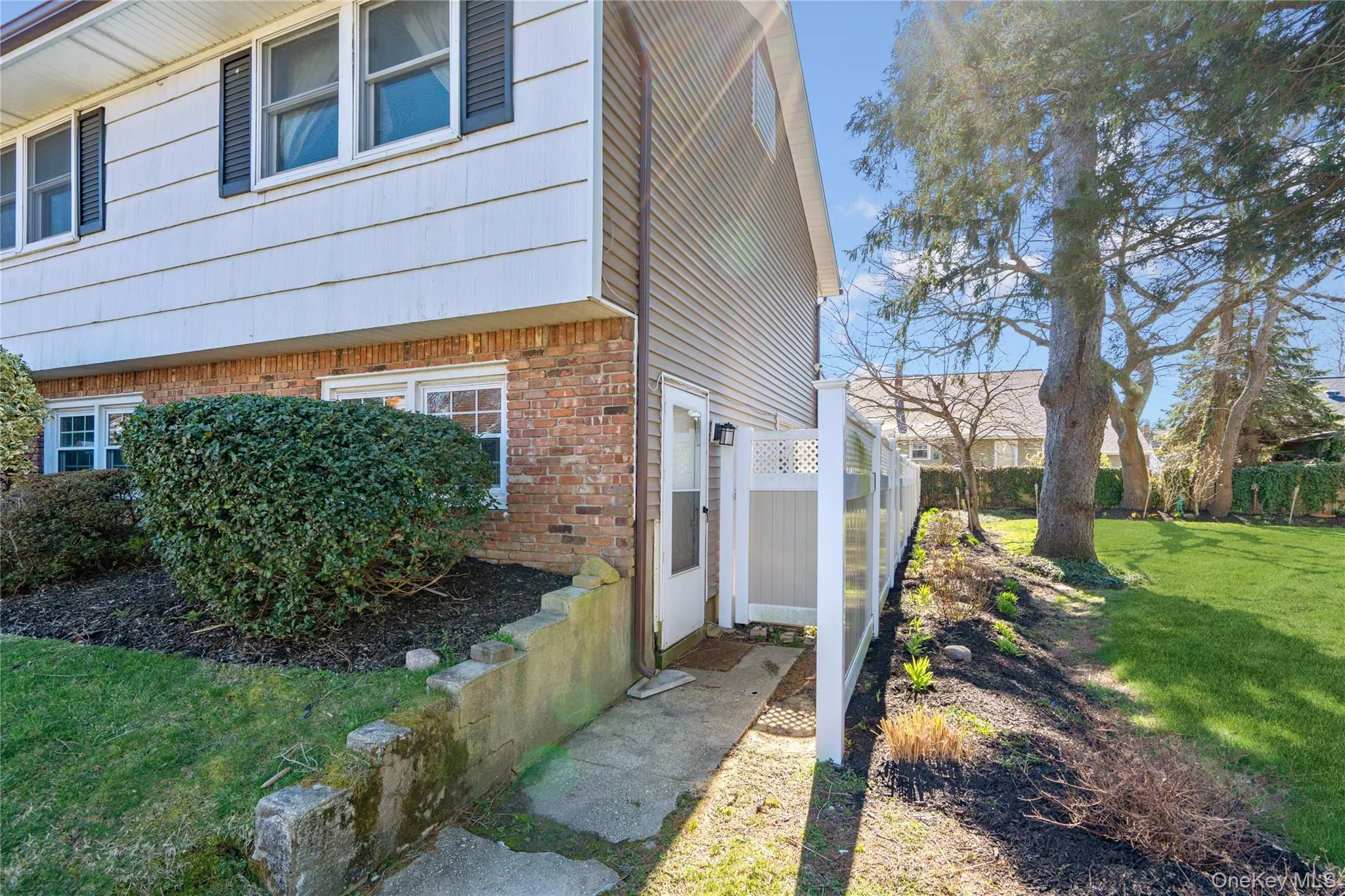 445 Wellwood Avenue, Babylon, NY, 1 Bedroom Bedrooms, 3 Rooms Rooms,1 BathroomBathrooms,Residential Lease,For Rent,Wellwood,0,1009131 445 Wellwood Avenue, Babylon, NY, 1 Bedroom Bedrooms, 3 Rooms Rooms,1 BathroomBathrooms,Residential Lease,For Rent,Wellwood,0,1009131