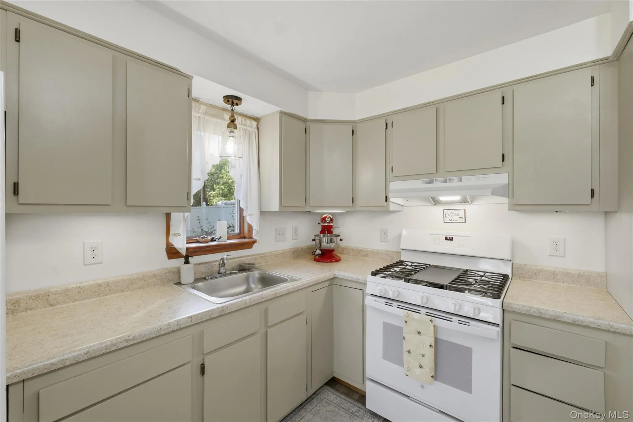9 Fulmer Road, Deerpark, NY, 3 Bedrooms Bedrooms, 7 Rooms Rooms,1 BathroomBathrooms,Residential,For Rent,Fulmer,0,1009134 9 Fulmer Road, Deerpark, NY, 3 Bedrooms Bedrooms, 7 Rooms Rooms,1 BathroomBathrooms,Residential,For Rent,Fulmer,0,1009134