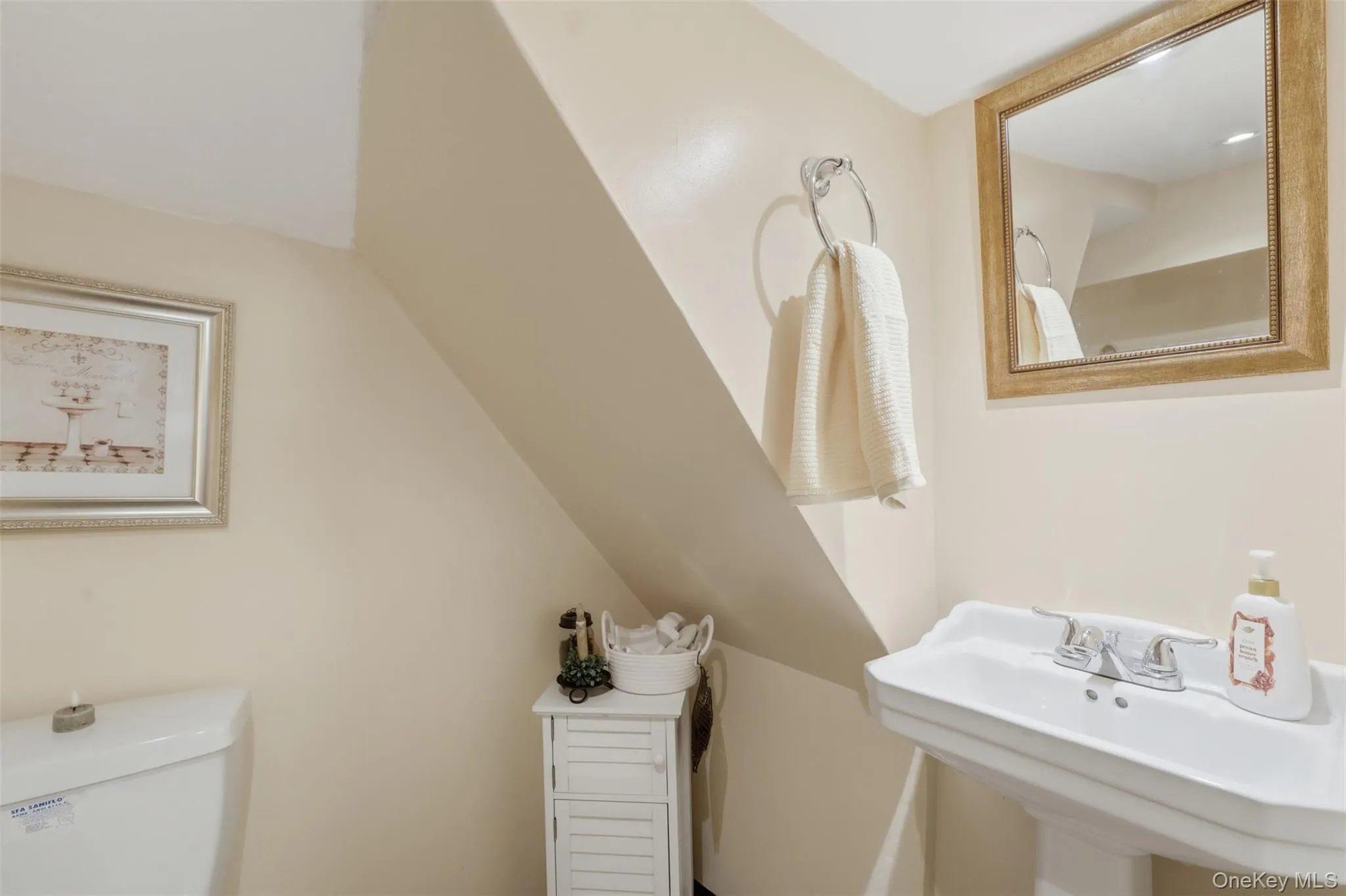 9 Fulmer Road, Deerpark, NY, 3 Bedrooms Bedrooms, 7 Rooms Rooms,1 BathroomBathrooms,Residential,For Rent,Fulmer,0,1009134 9 Fulmer Road, Deerpark, NY, 3 Bedrooms Bedrooms, 7 Rooms Rooms,1 BathroomBathrooms,Residential,For Rent,Fulmer,0,1009134
