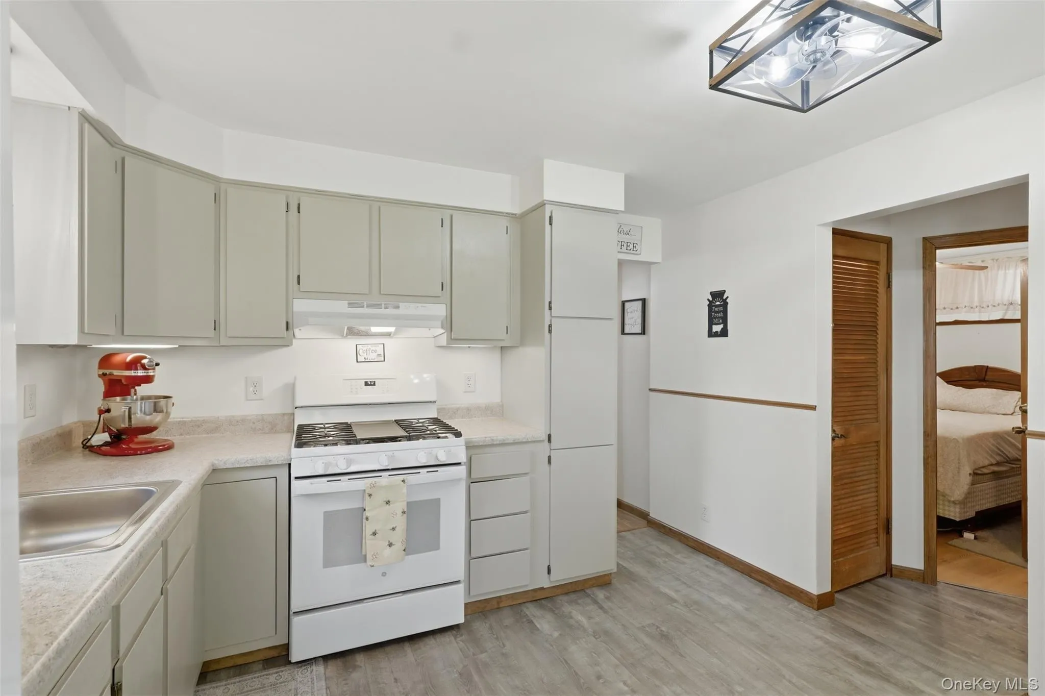 9 Fulmer Road, Deerpark, NY, 3 Bedrooms Bedrooms, 7 Rooms Rooms,1 BathroomBathrooms,Residential,For Rent,Fulmer,0,1009134 9 Fulmer Road, Deerpark, NY, 3 Bedrooms Bedrooms, 7 Rooms Rooms,1 BathroomBathrooms,Residential,For Rent,Fulmer,0,1009134