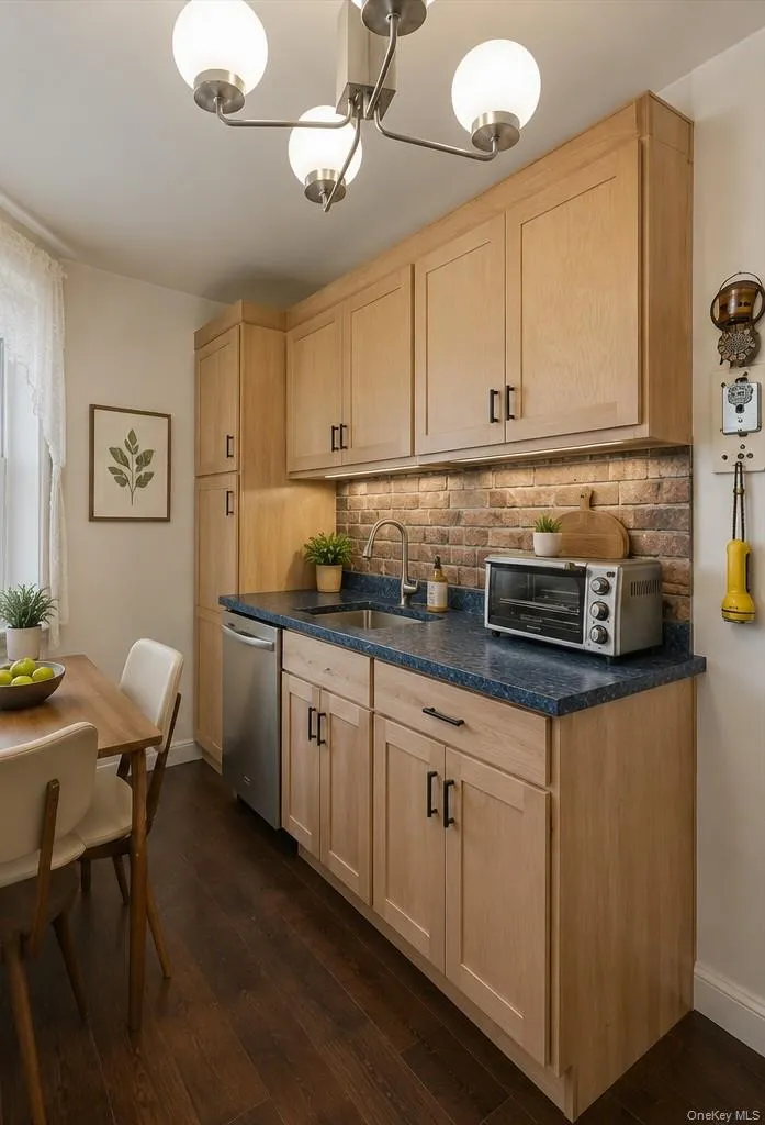 Virtual Image to show possible kitchen renovation Virtual Image to show possible kitchen renovation