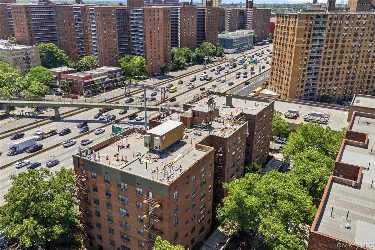 99-10 60th Avenue, New York, NY, 1 Bedroom Bedrooms, 4 Rooms Rooms,1 BathroomBathrooms,Residential,For Rent,60th,0,1009140 99-10 60th Avenue, New York, NY, 1 Bedroom Bedrooms, 4 Rooms Rooms,1 BathroomBathrooms,Residential,For Rent,60th,0,1009140