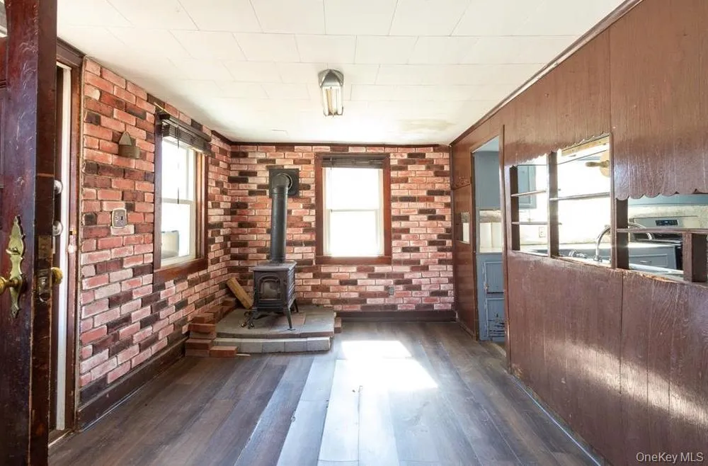 2925 Old Kings Road, Catskill, NY, 3 Bedrooms Bedrooms, 6 Rooms Rooms,1 BathroomBathrooms,Residential,For Rent,Old Kings,0,1009141 2925 Old Kings Road, Catskill, NY, 3 Bedrooms Bedrooms, 6 Rooms Rooms,1 BathroomBathrooms,Residential,For Rent,Old Kings,0,1009141