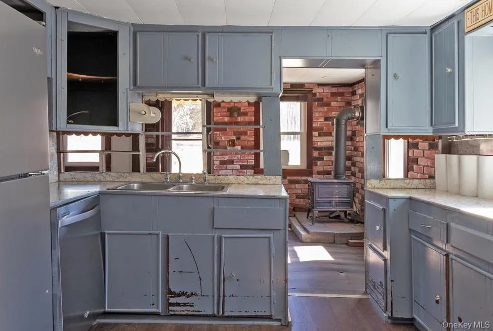 2925 Old Kings Road, Catskill, NY, 3 Bedrooms Bedrooms, 6 Rooms Rooms,1 BathroomBathrooms,Residential,For Rent,Old Kings,0,1009141 2925 Old Kings Road, Catskill, NY, 3 Bedrooms Bedrooms, 6 Rooms Rooms,1 BathroomBathrooms,Residential,For Rent,Old Kings,0,1009141