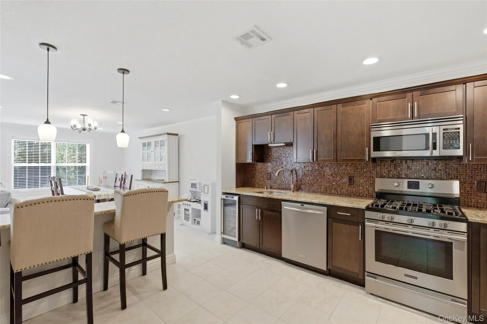 84 Erik Drive, Brookhaven, NY, 3 Bedrooms Bedrooms, 9 Rooms Rooms,2 BathroomsBathrooms,Residential,For Rent,Erik,0,1009146 84 Erik Drive, Brookhaven, NY, 3 Bedrooms Bedrooms, 9 Rooms Rooms,2 BathroomsBathrooms,Residential,For Rent,Erik,0,1009146