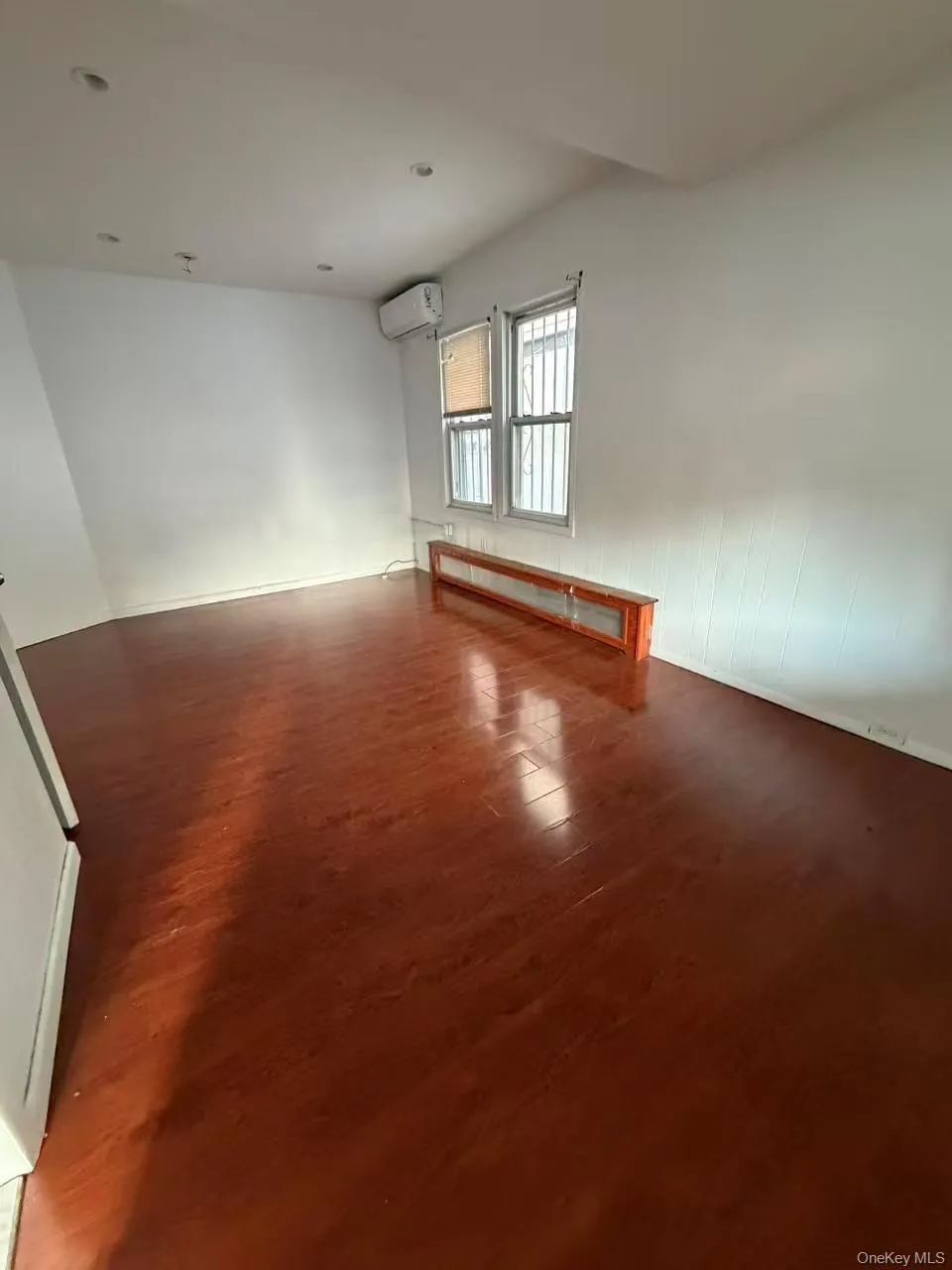 6127 157th Street, New York, NY, 3 Bedrooms Bedrooms, 6 Rooms Rooms,1 BathroomBathrooms,Residential,For Rent,157th,0,1009150 6127 157th Street, New York, NY, 3 Bedrooms Bedrooms, 6 Rooms Rooms,1 BathroomBathrooms,Residential,For Rent,157th,0,1009150