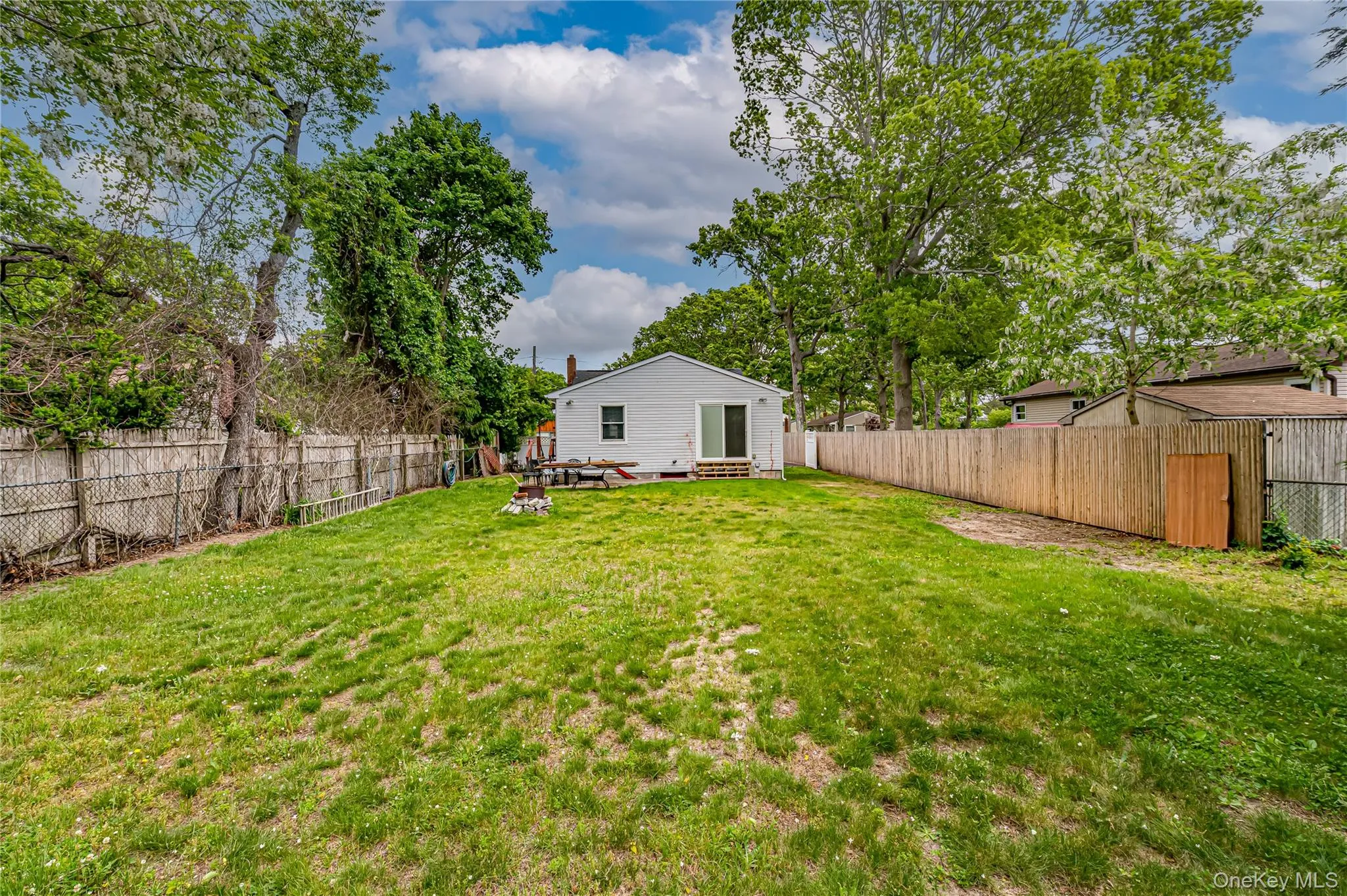 122 Church Drive, Brookhaven, NY, 2 Bedrooms Bedrooms, 5 Rooms Rooms,1 BathroomBathrooms,Residential,For Rent,Church,0,1009152 122 Church Drive, Brookhaven, NY, 2 Bedrooms Bedrooms, 5 Rooms Rooms,1 BathroomBathrooms,Residential,For Rent,Church,0,1009152