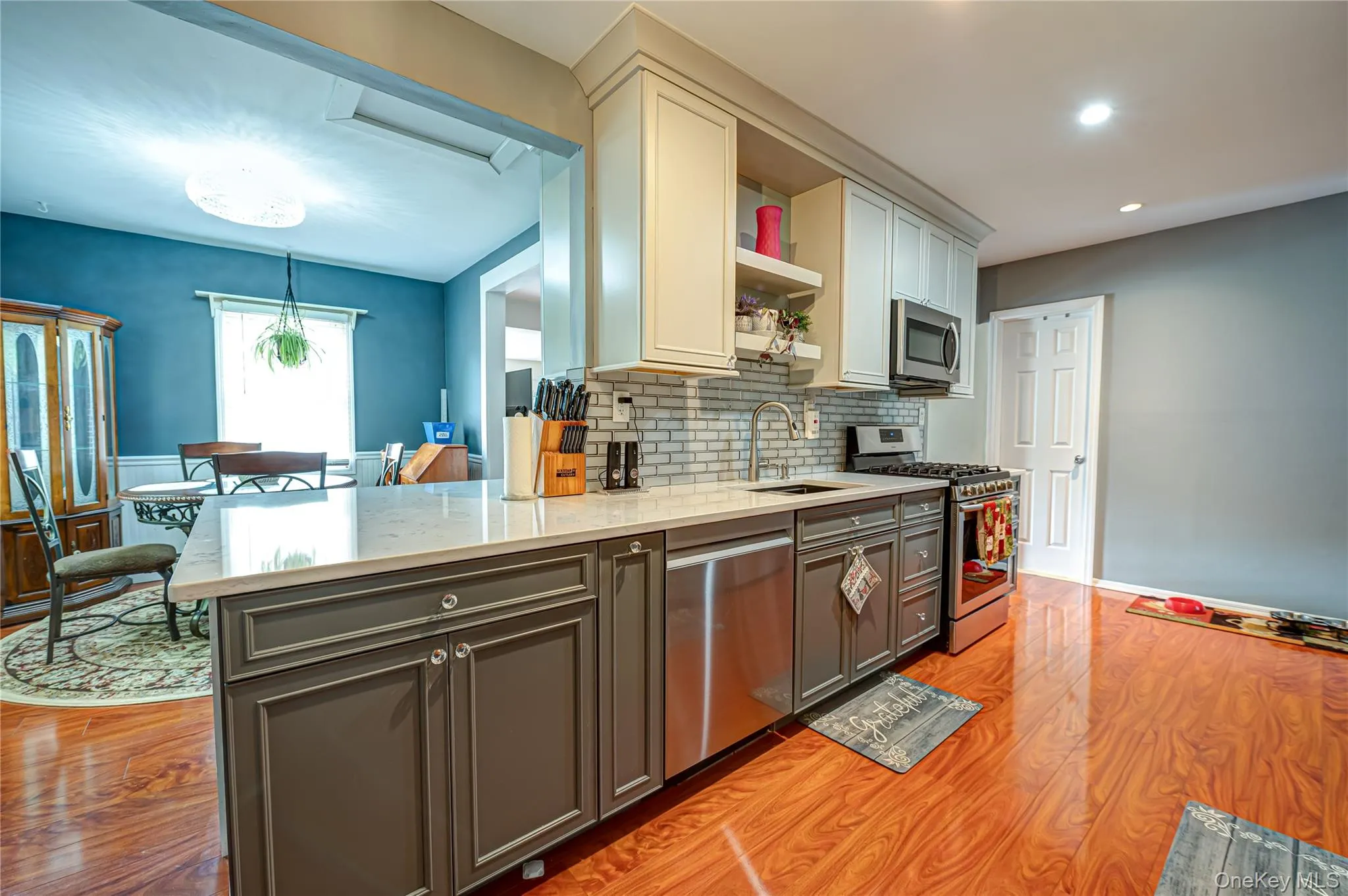 122 Church Drive, Brookhaven, NY, 2 Bedrooms Bedrooms, 5 Rooms Rooms,1 BathroomBathrooms,Residential,For Rent,Church,0,1009152 122 Church Drive, Brookhaven, NY, 2 Bedrooms Bedrooms, 5 Rooms Rooms,1 BathroomBathrooms,Residential,For Rent,Church,0,1009152