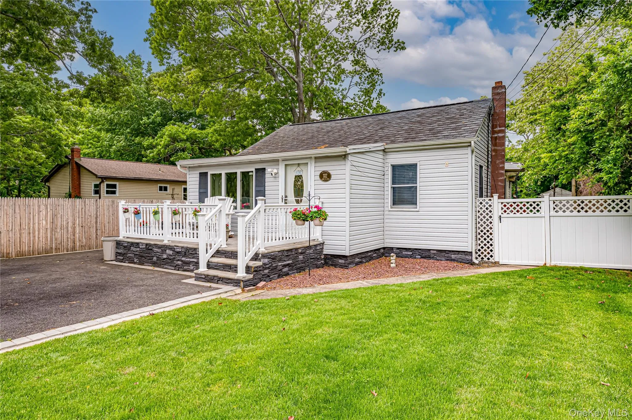 122 Church Drive, Brookhaven, NY, 2 Bedrooms Bedrooms, 5 Rooms Rooms,1 BathroomBathrooms,Residential,For Rent,Church,0,1009152 122 Church Drive, Brookhaven, NY, 2 Bedrooms Bedrooms, 5 Rooms Rooms,1 BathroomBathrooms,Residential,For Rent,Church,0,1009152