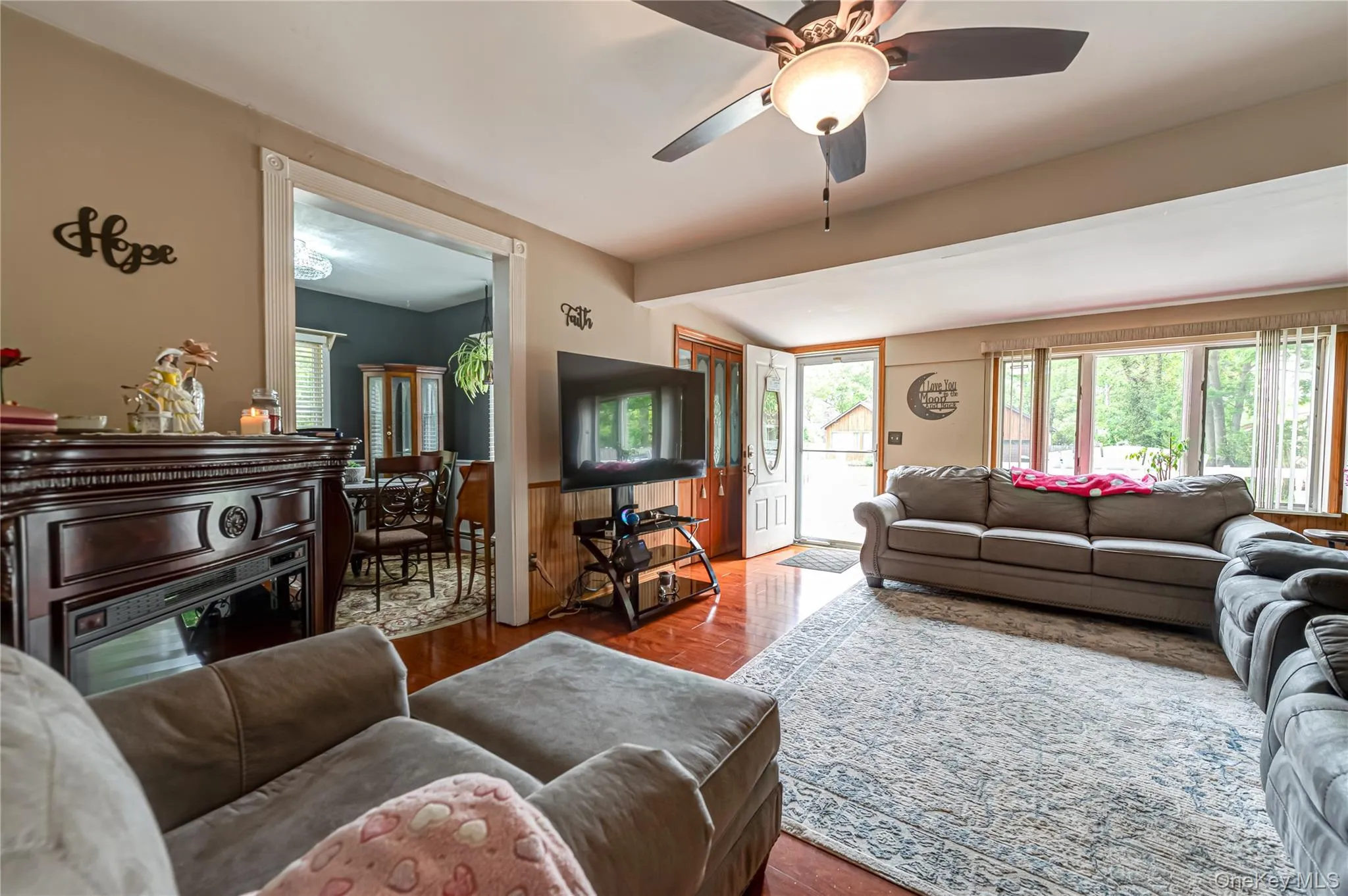 122 Church Drive, Brookhaven, NY, 2 Bedrooms Bedrooms, 5 Rooms Rooms,1 BathroomBathrooms,Residential,For Rent,Church,0,1009152 122 Church Drive, Brookhaven, NY, 2 Bedrooms Bedrooms, 5 Rooms Rooms,1 BathroomBathrooms,Residential,For Rent,Church,0,1009152