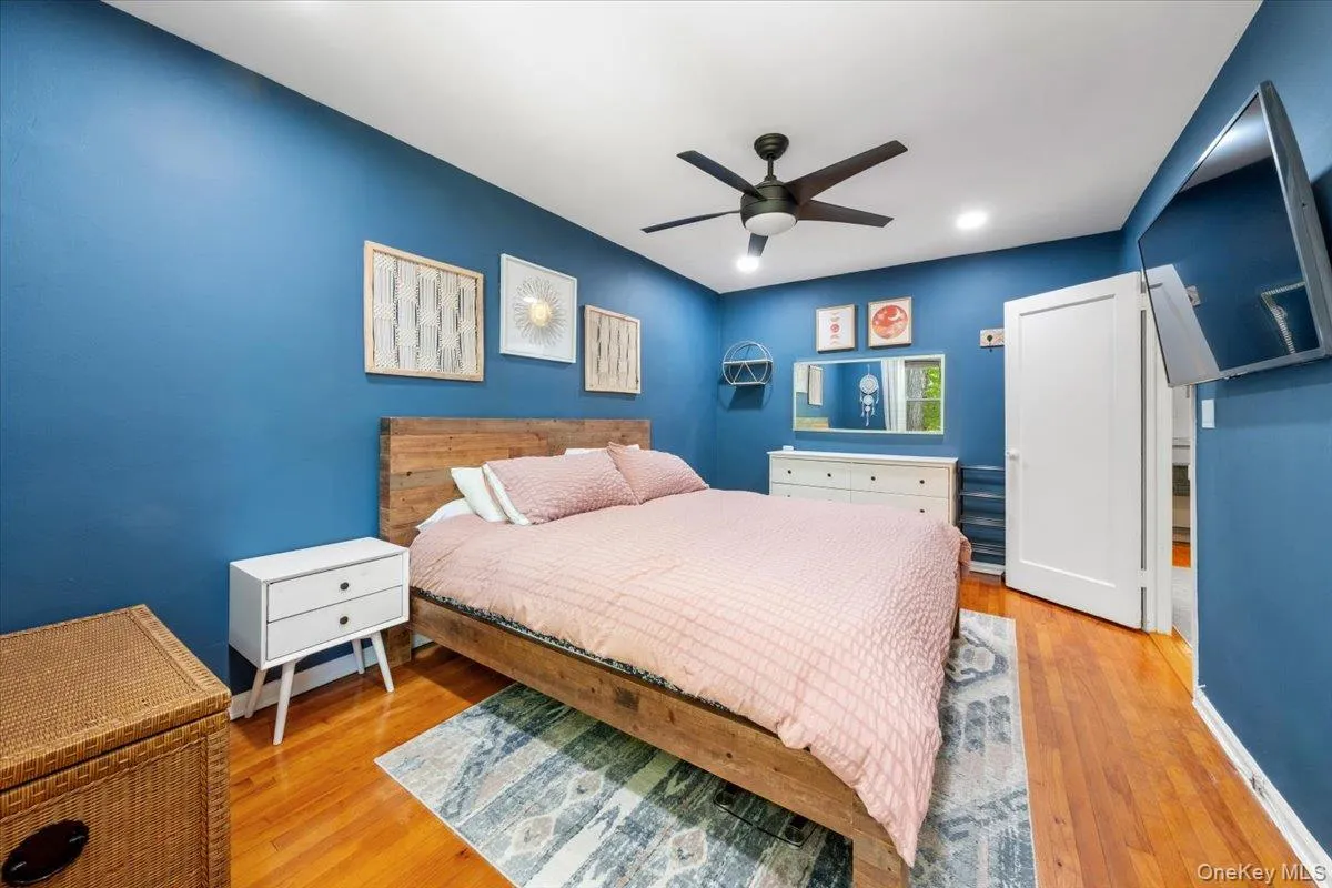 Wood floors are in excellent condition Wood floors are in excellent condition