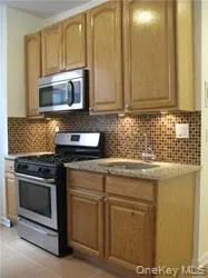 21-07 38th Street, New York, NY, 1 Bedroom Bedrooms, 3 Rooms Rooms,1 BathroomBathrooms,Residential Lease,For Rent,38th,0,1009157 21-07 38th Street, New York, NY, 1 Bedroom Bedrooms, 3 Rooms Rooms,1 BathroomBathrooms,Residential Lease,For Rent,38th,0,1009157