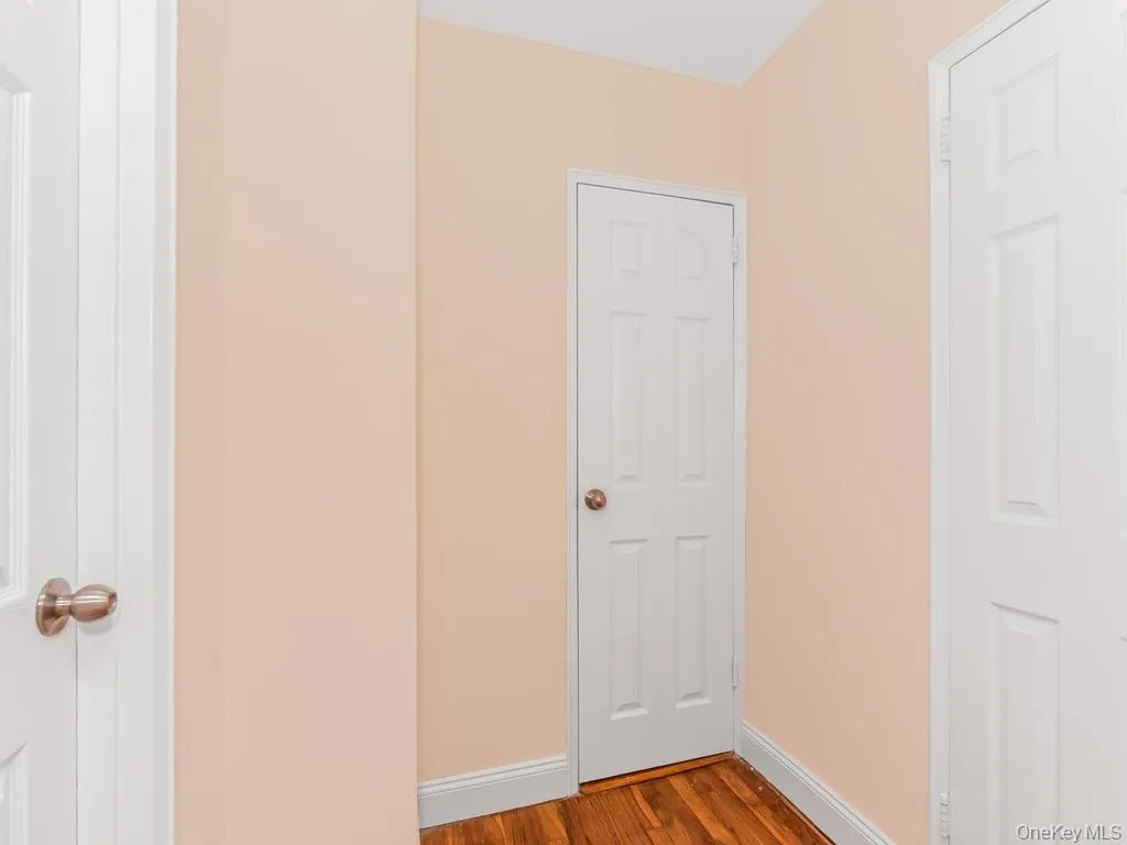 6485 Broadway, New York, NY, 2 Rooms Rooms,1 BathroomBathrooms,Residential,For Rent,Broadway,0,1009158 6485 Broadway, New York, NY, 2 Rooms Rooms,1 BathroomBathrooms,Residential,For Rent,Broadway,0,1009158