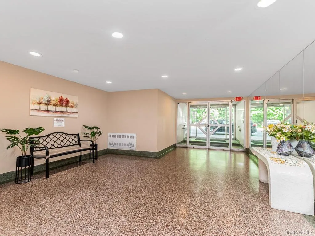 6485 Broadway, New York, NY, 2 Rooms Rooms,1 BathroomBathrooms,Residential,For Rent,Broadway,0,1009158 6485 Broadway, New York, NY, 2 Rooms Rooms,1 BathroomBathrooms,Residential,For Rent,Broadway,0,1009158