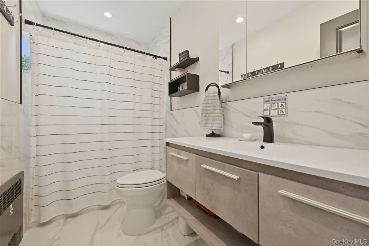 1829 Hannington Avenue, Hempstead, NY, 3 Bedrooms Bedrooms, 5 Rooms Rooms,2 BathroomsBathrooms,Residential,For Rent,Hannington,0,1009164 1829 Hannington Avenue, Hempstead, NY, 3 Bedrooms Bedrooms, 5 Rooms Rooms,2 BathroomsBathrooms,Residential,For Rent,Hannington,0,1009164