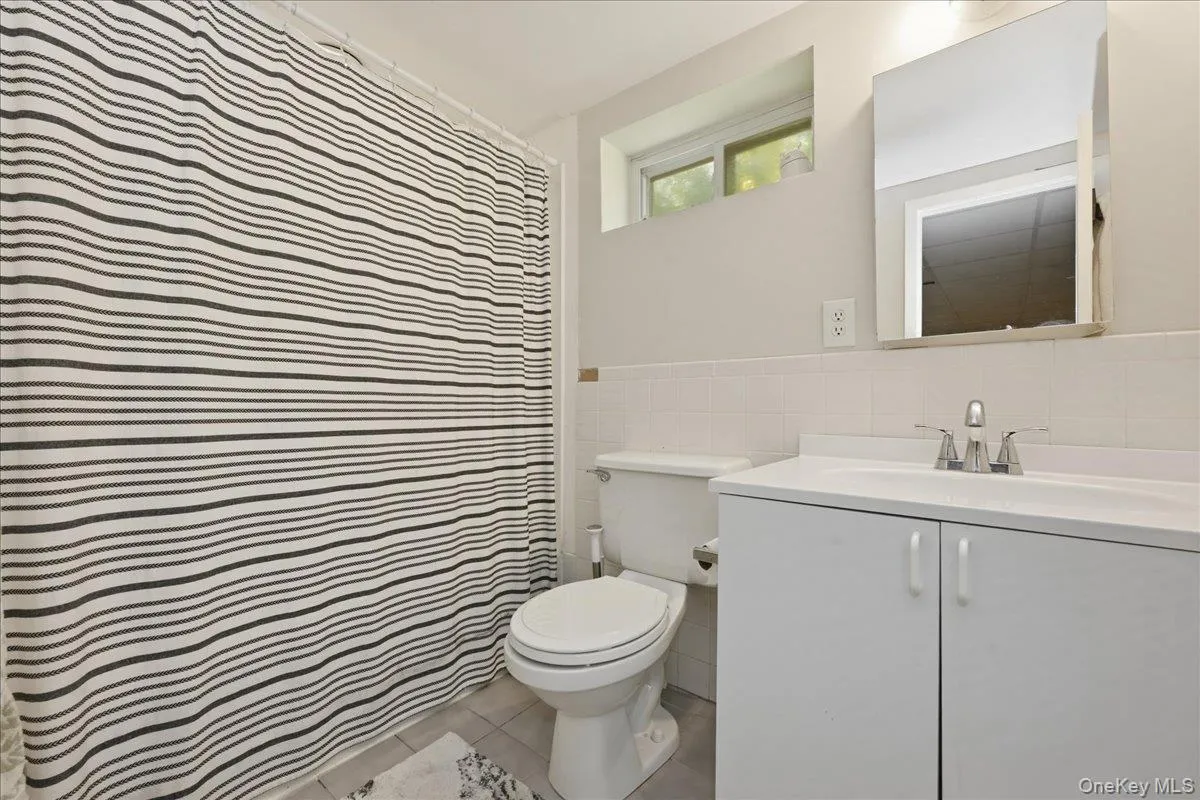 1829 Hannington Avenue, Hempstead, NY, 3 Bedrooms Bedrooms, 5 Rooms Rooms,2 BathroomsBathrooms,Residential,For Rent,Hannington,0,1009164 1829 Hannington Avenue, Hempstead, NY, 3 Bedrooms Bedrooms, 5 Rooms Rooms,2 BathroomsBathrooms,Residential,For Rent,Hannington,0,1009164