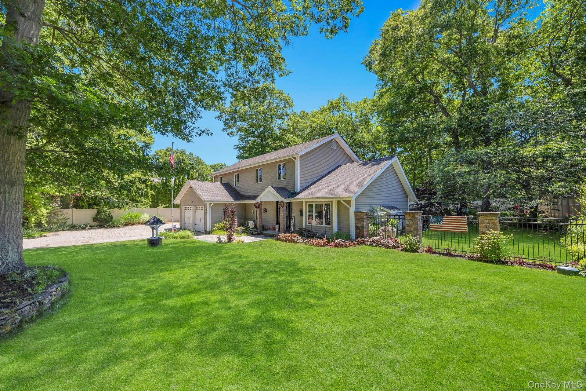 14 Russet Lane, Brookhaven, NY, 4 Bedrooms Bedrooms, 8 Rooms Rooms,2 BathroomsBathrooms,Residential,For Rent,Russet,0,1009166 14 Russet Lane, Brookhaven, NY, 4 Bedrooms Bedrooms, 8 Rooms Rooms,2 BathroomsBathrooms,Residential,For Rent,Russet,0,1009166