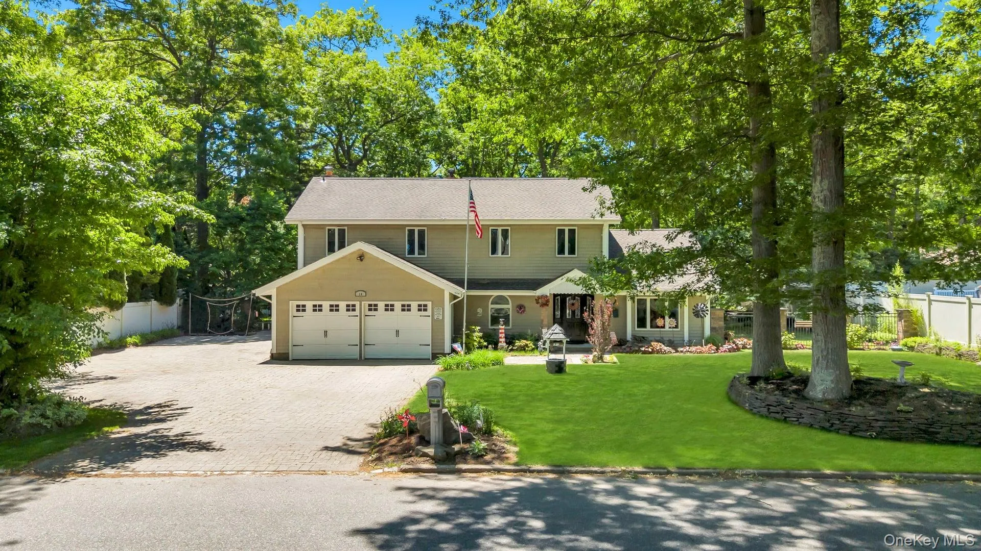 14 Russet Lane, Brookhaven, NY, 4 Bedrooms Bedrooms, 8 Rooms Rooms,2 BathroomsBathrooms,Residential,For Rent,Russet,0,1009166 14 Russet Lane, Brookhaven, NY, 4 Bedrooms Bedrooms, 8 Rooms Rooms,2 BathroomsBathrooms,Residential,For Rent,Russet,0,1009166