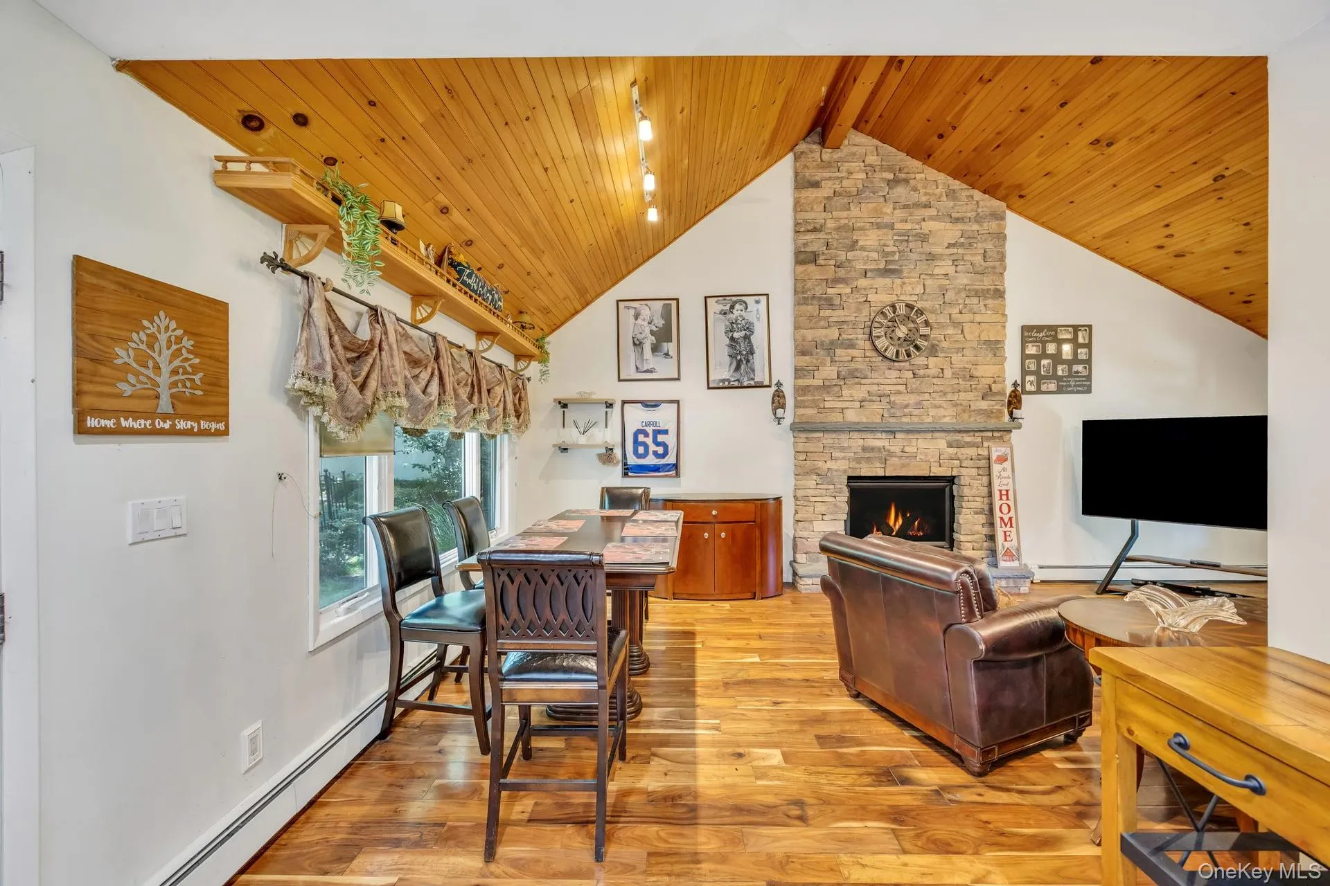 14 Russet Lane, Brookhaven, NY, 4 Bedrooms Bedrooms, 8 Rooms Rooms,2 BathroomsBathrooms,Residential,For Rent,Russet,0,1009166 14 Russet Lane, Brookhaven, NY, 4 Bedrooms Bedrooms, 8 Rooms Rooms,2 BathroomsBathrooms,Residential,For Rent,Russet,0,1009166