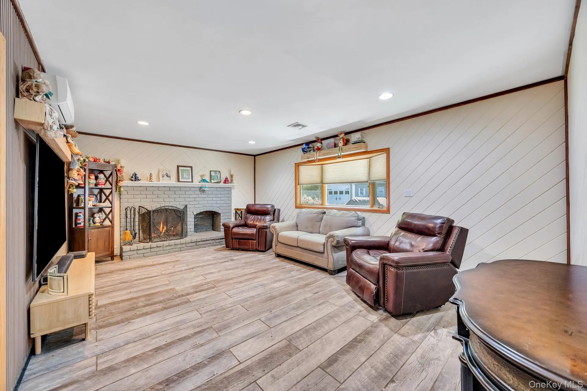 14 Russet Lane, Brookhaven, NY, 4 Bedrooms Bedrooms, 8 Rooms Rooms,2 BathroomsBathrooms,Residential,For Rent,Russet,0,1009166 14 Russet Lane, Brookhaven, NY, 4 Bedrooms Bedrooms, 8 Rooms Rooms,2 BathroomsBathrooms,Residential,For Rent,Russet,0,1009166