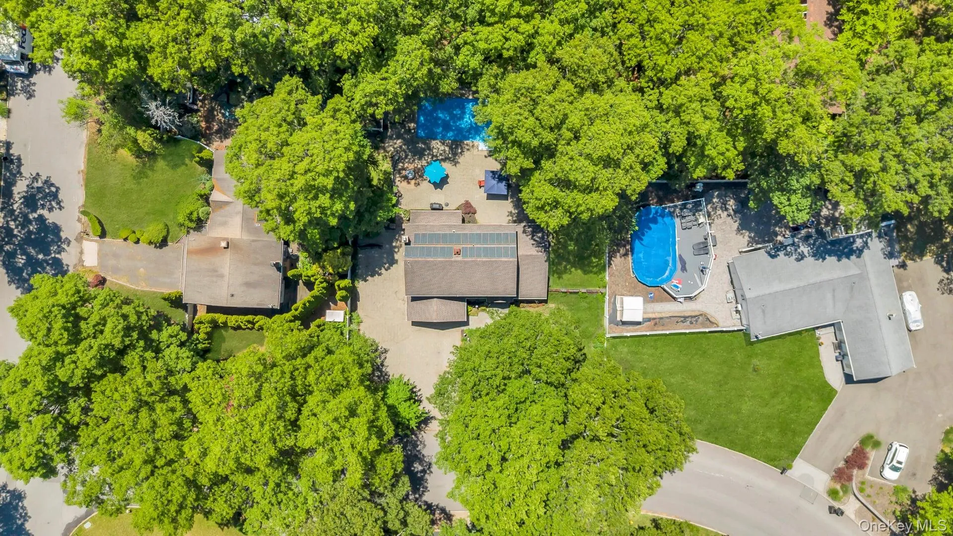 14 Russet Lane, Brookhaven, NY, 4 Bedrooms Bedrooms, 8 Rooms Rooms,2 BathroomsBathrooms,Residential,For Rent,Russet,0,1009166 14 Russet Lane, Brookhaven, NY, 4 Bedrooms Bedrooms, 8 Rooms Rooms,2 BathroomsBathrooms,Residential,For Rent,Russet,0,1009166