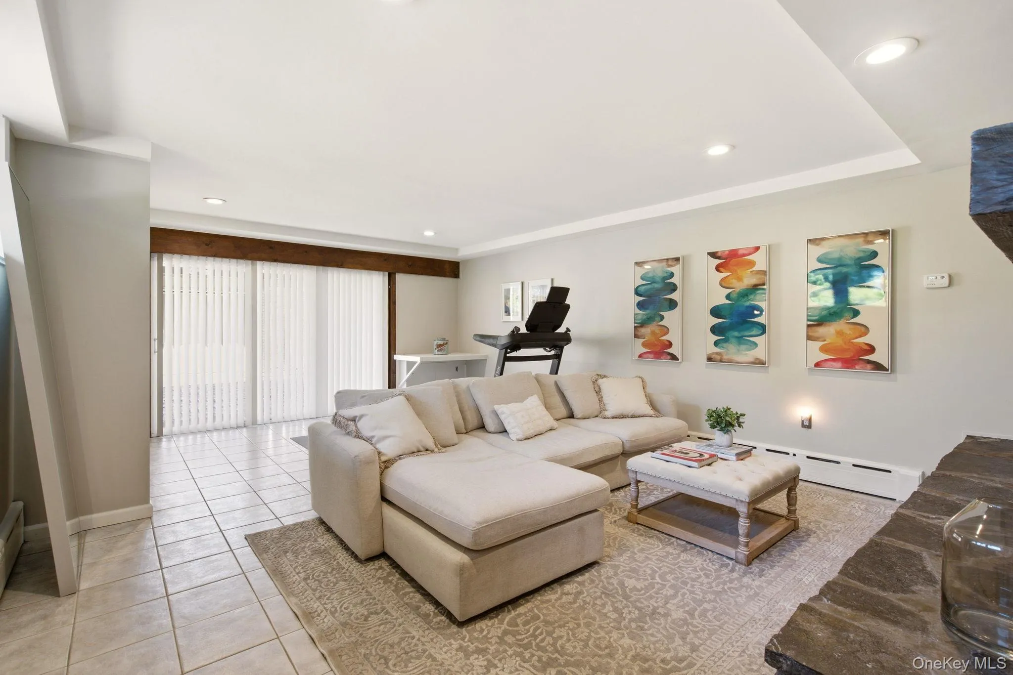 2 Fiddlers Green Drive, Huntington, NY, 5 Bedrooms Bedrooms, 11 Rooms Rooms,3 BathroomsBathrooms,Residential,For Rent,Fiddlers Green,0,KEY1009173 2 Fiddlers Green Drive, Huntington, NY, 5 Bedrooms Bedrooms, 11 Rooms Rooms,3 BathroomsBathrooms,Residential,For Rent,Fiddlers Green,0,KEY1009173