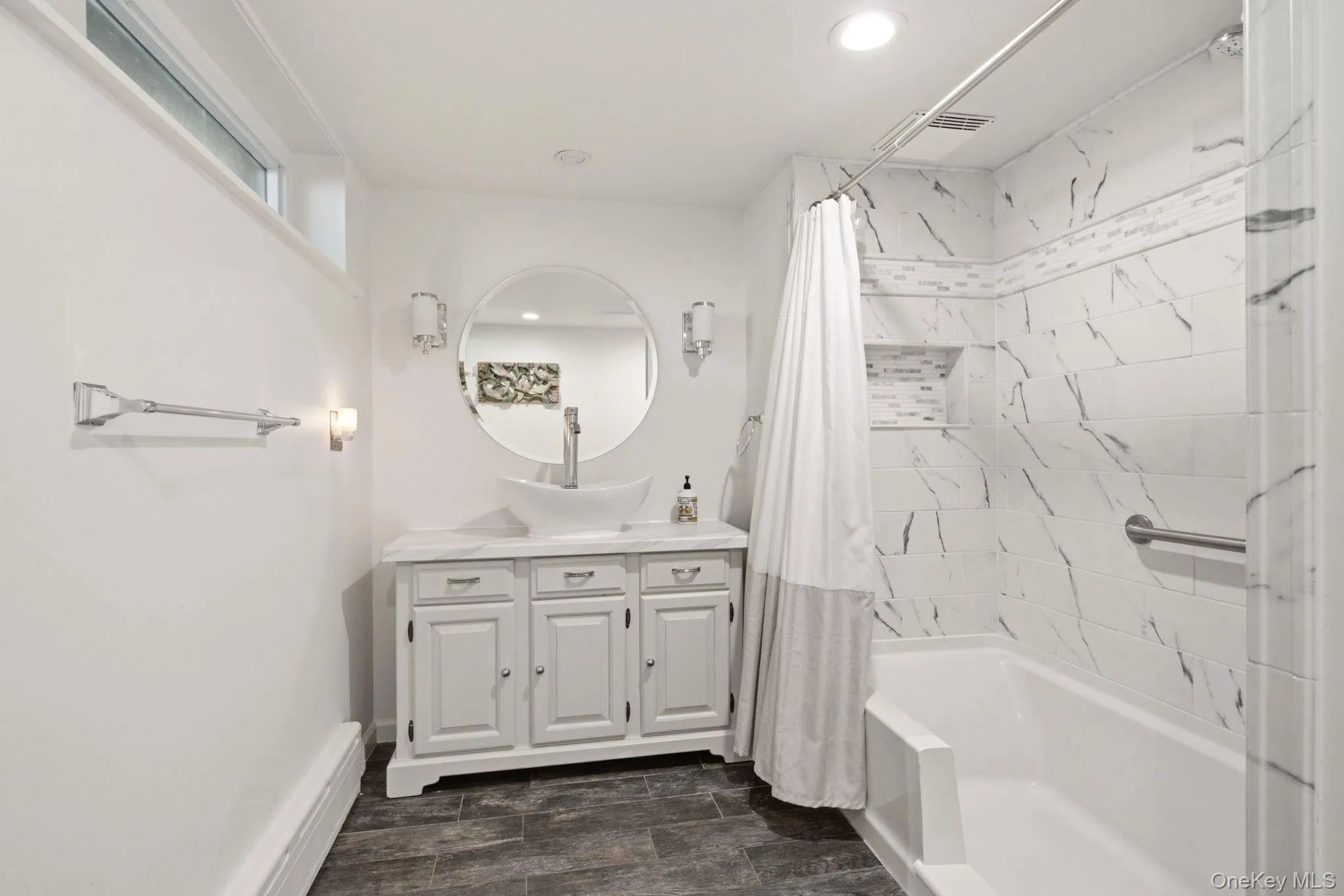 2 Fiddlers Green Drive, Huntington, NY, 5 Bedrooms Bedrooms, 11 Rooms Rooms,3 BathroomsBathrooms,Residential,For Rent,Fiddlers Green,0,KEY1009173 2 Fiddlers Green Drive, Huntington, NY, 5 Bedrooms Bedrooms, 11 Rooms Rooms,3 BathroomsBathrooms,Residential,For Rent,Fiddlers Green,0,KEY1009173