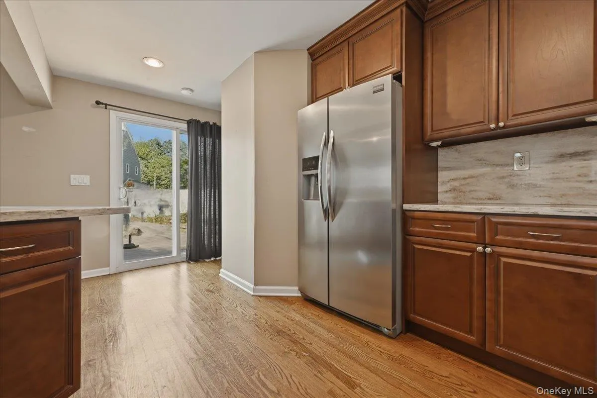 12 Annuskemunnica Road, Babylon, NY, 2 Bedrooms Bedrooms, 4 Rooms Rooms,1 BathroomBathrooms,Residential,For Rent,Annuskemunnica,0,1009176 12 Annuskemunnica Road, Babylon, NY, 2 Bedrooms Bedrooms, 4 Rooms Rooms,1 BathroomBathrooms,Residential,For Rent,Annuskemunnica,0,1009176
