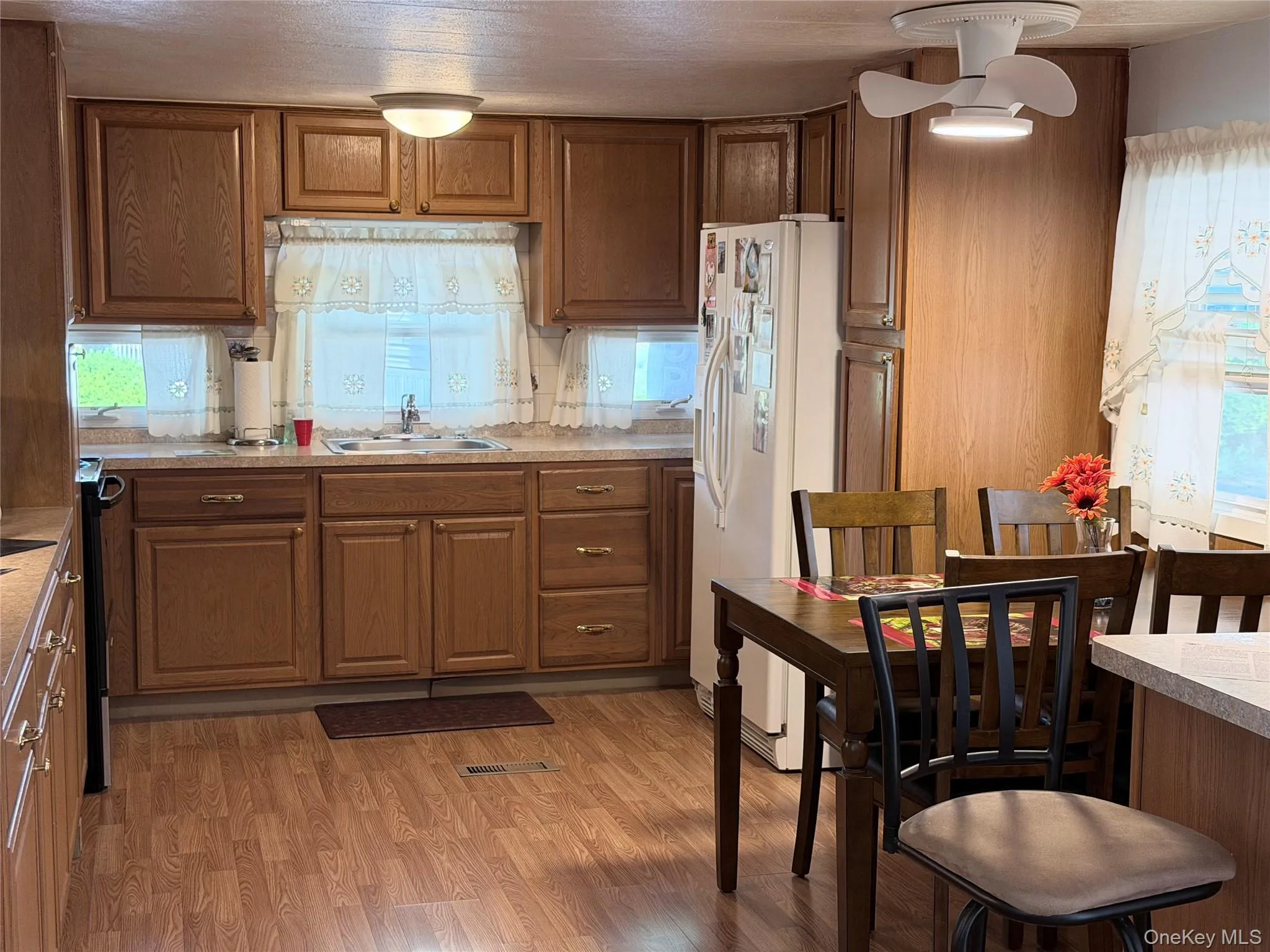 658 Sound Avenue, Riverhead, NY, 1 Bedroom Bedrooms, 4 Rooms Rooms,1 BathroomBathrooms,Residential,For Rent,Sound,0,1009179 658 Sound Avenue, Riverhead, NY, 1 Bedroom Bedrooms, 4 Rooms Rooms,1 BathroomBathrooms,Residential,For Rent,Sound,0,1009179