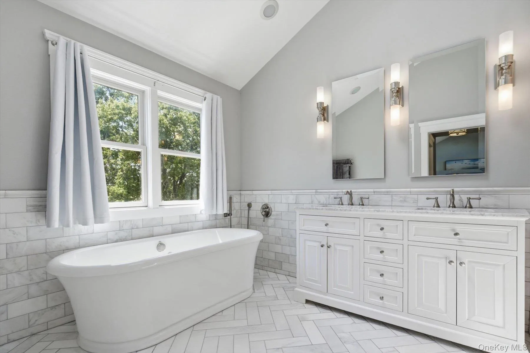 117 Southfield Road, Riverhead, NY, 4 Bedrooms Bedrooms, 12 Rooms Rooms,3 BathroomsBathrooms,Residential,For Rent,Southfield,0,1009184 117 Southfield Road, Riverhead, NY, 4 Bedrooms Bedrooms, 12 Rooms Rooms,3 BathroomsBathrooms,Residential,For Rent,Southfield,0,1009184