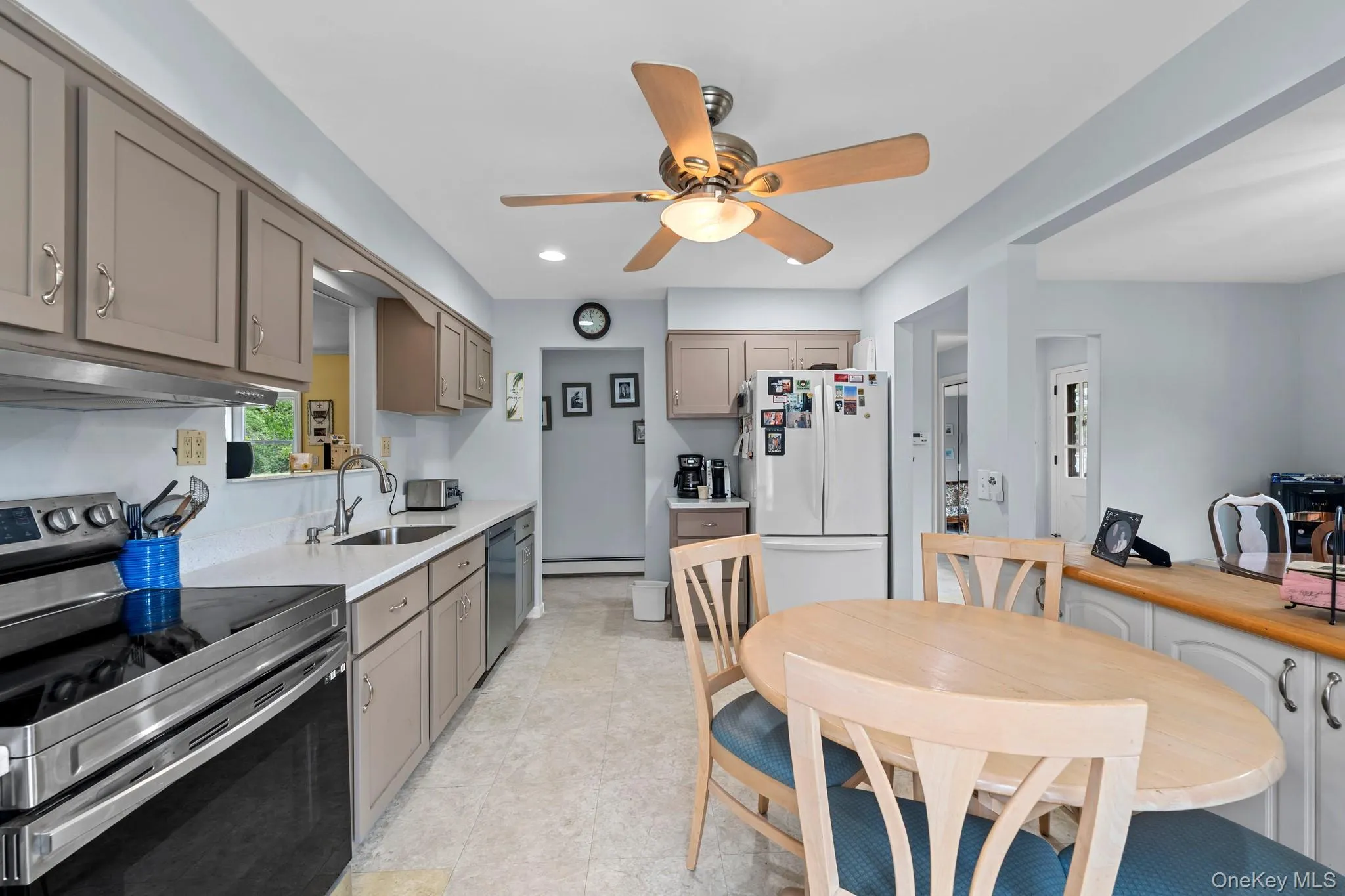 38 Pamlico Avenue, Islip, NY, 4 Bedrooms Bedrooms, 8 Rooms Rooms,2 BathroomsBathrooms,Residential,For Rent,Pamlico,0,1009185 38 Pamlico Avenue, Islip, NY, 4 Bedrooms Bedrooms, 8 Rooms Rooms,2 BathroomsBathrooms,Residential,For Rent,Pamlico,0,1009185
