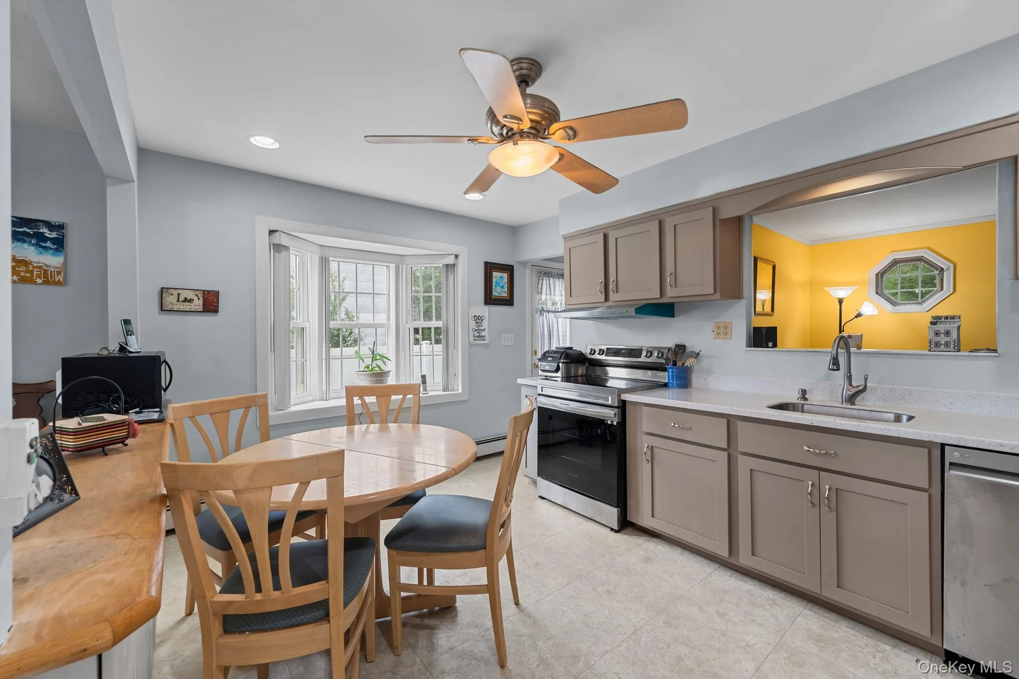 38 Pamlico Avenue, Islip, NY, 4 Bedrooms Bedrooms, 8 Rooms Rooms,2 BathroomsBathrooms,Residential,For Rent,Pamlico,0,1009185 38 Pamlico Avenue, Islip, NY, 4 Bedrooms Bedrooms, 8 Rooms Rooms,2 BathroomsBathrooms,Residential,For Rent,Pamlico,0,1009185