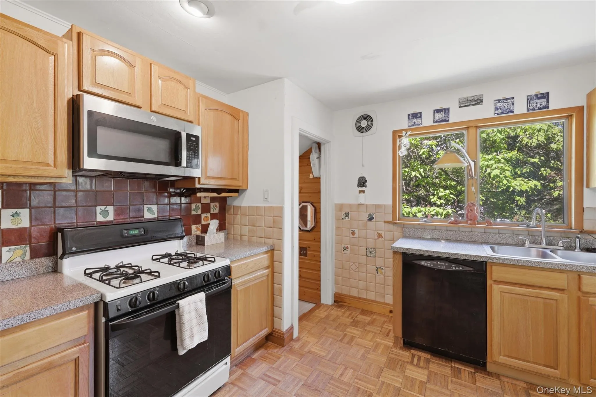 60 Shivertown Road, New Paltz, NY, 2 Bedrooms Bedrooms, 4 Rooms Rooms,2 BathroomsBathrooms,Residential,For Rent,Shivertown,0,1009187 60 Shivertown Road, New Paltz, NY, 2 Bedrooms Bedrooms, 4 Rooms Rooms,2 BathroomsBathrooms,Residential,For Rent,Shivertown,0,1009187
