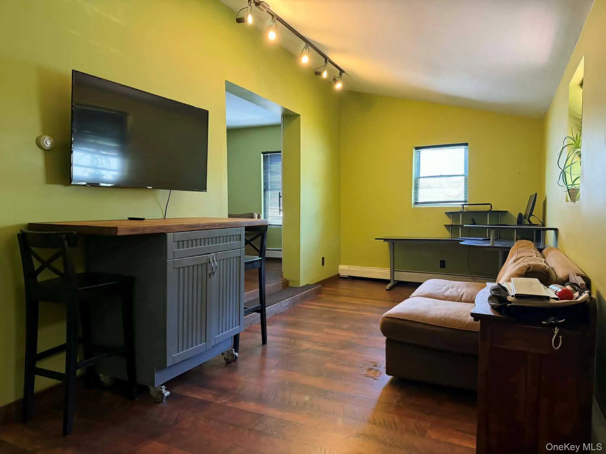 14 Allen Lane, Ramapo, NY, 2 Bedrooms Bedrooms, 7 Rooms Rooms,1 BathroomBathrooms,Residential Lease,For Rent,Allen,0,1009192 14 Allen Lane, Ramapo, NY, 2 Bedrooms Bedrooms, 7 Rooms Rooms,1 BathroomBathrooms,Residential Lease,For Rent,Allen,0,1009192