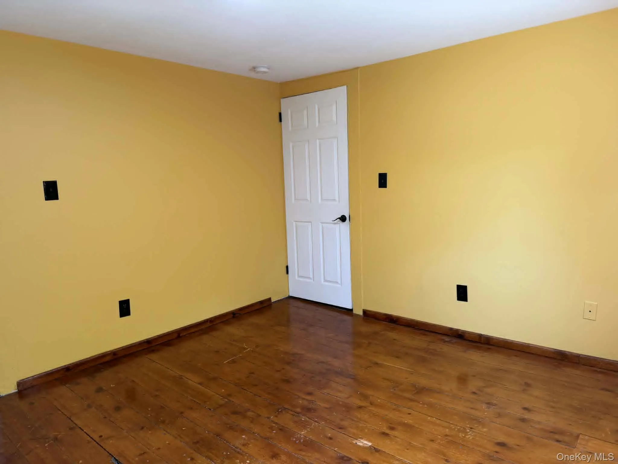 14 Allen Lane, Ramapo, NY, 2 Bedrooms Bedrooms, 7 Rooms Rooms,1 BathroomBathrooms,Residential Lease,For Rent,Allen,0,1009192 14 Allen Lane, Ramapo, NY, 2 Bedrooms Bedrooms, 7 Rooms Rooms,1 BathroomBathrooms,Residential Lease,For Rent,Allen,0,1009192
