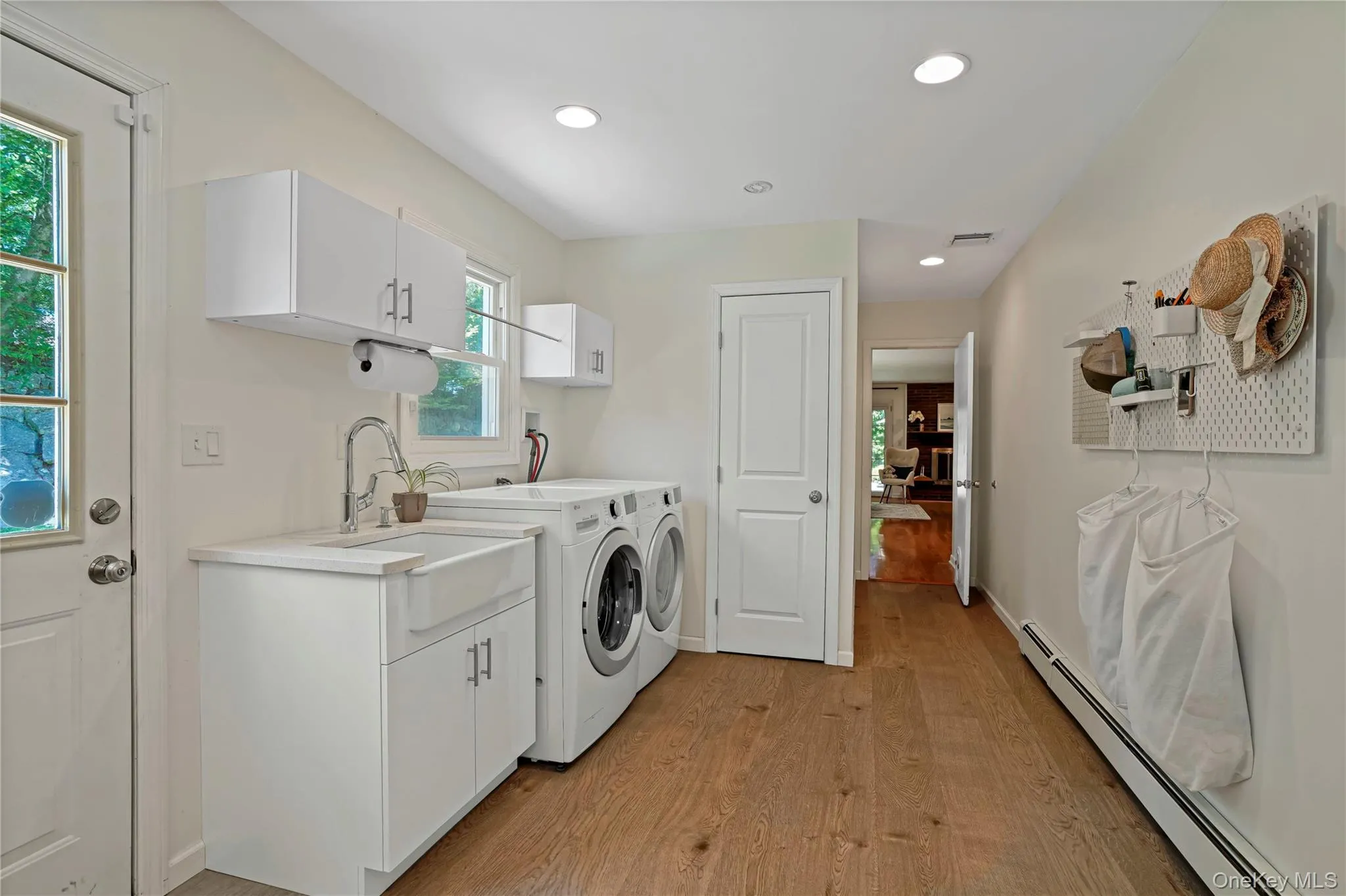 2 Rochambeau Drive, Greenburgh, NY, 4 Bedrooms Bedrooms, 9 Rooms Rooms,3 BathroomsBathrooms,Residential,For Rent,Rochambeau,0,1009196 2 Rochambeau Drive, Greenburgh, NY, 4 Bedrooms Bedrooms, 9 Rooms Rooms,3 BathroomsBathrooms,Residential,For Rent,Rochambeau,0,1009196