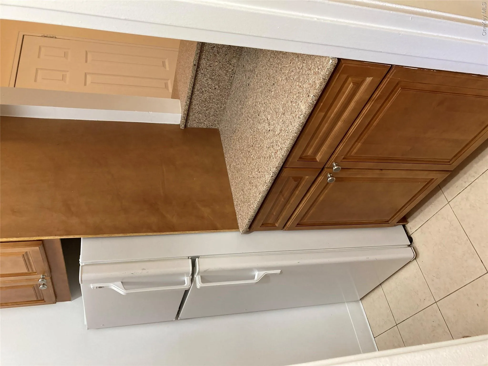 50 Middle Neck Road, North Hempstead, NY, 1 Bedroom Bedrooms, 3 Rooms Rooms,1 BathroomBathrooms,Residential Lease,For Rent,Middle Neck,0,1009197 50 Middle Neck Road, North Hempstead, NY, 1 Bedroom Bedrooms, 3 Rooms Rooms,1 BathroomBathrooms,Residential Lease,For Rent,Middle Neck,0,1009197