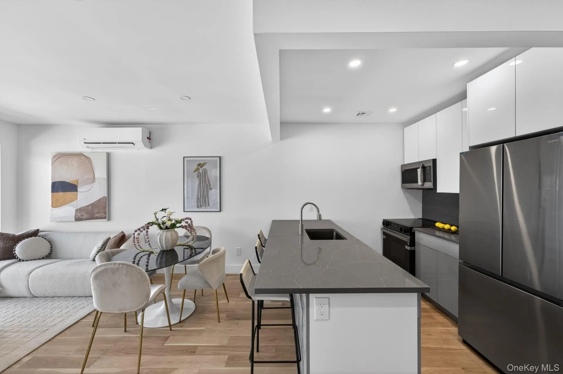31-65 14th Street, New York, NY, 1 Bedroom Bedrooms, 3 Rooms Rooms,1 BathroomBathrooms,Residential,For Rent,14th,0,1009199 31-65 14th Street, New York, NY, 1 Bedroom Bedrooms, 3 Rooms Rooms,1 BathroomBathrooms,Residential,For Rent,14th,0,1009199