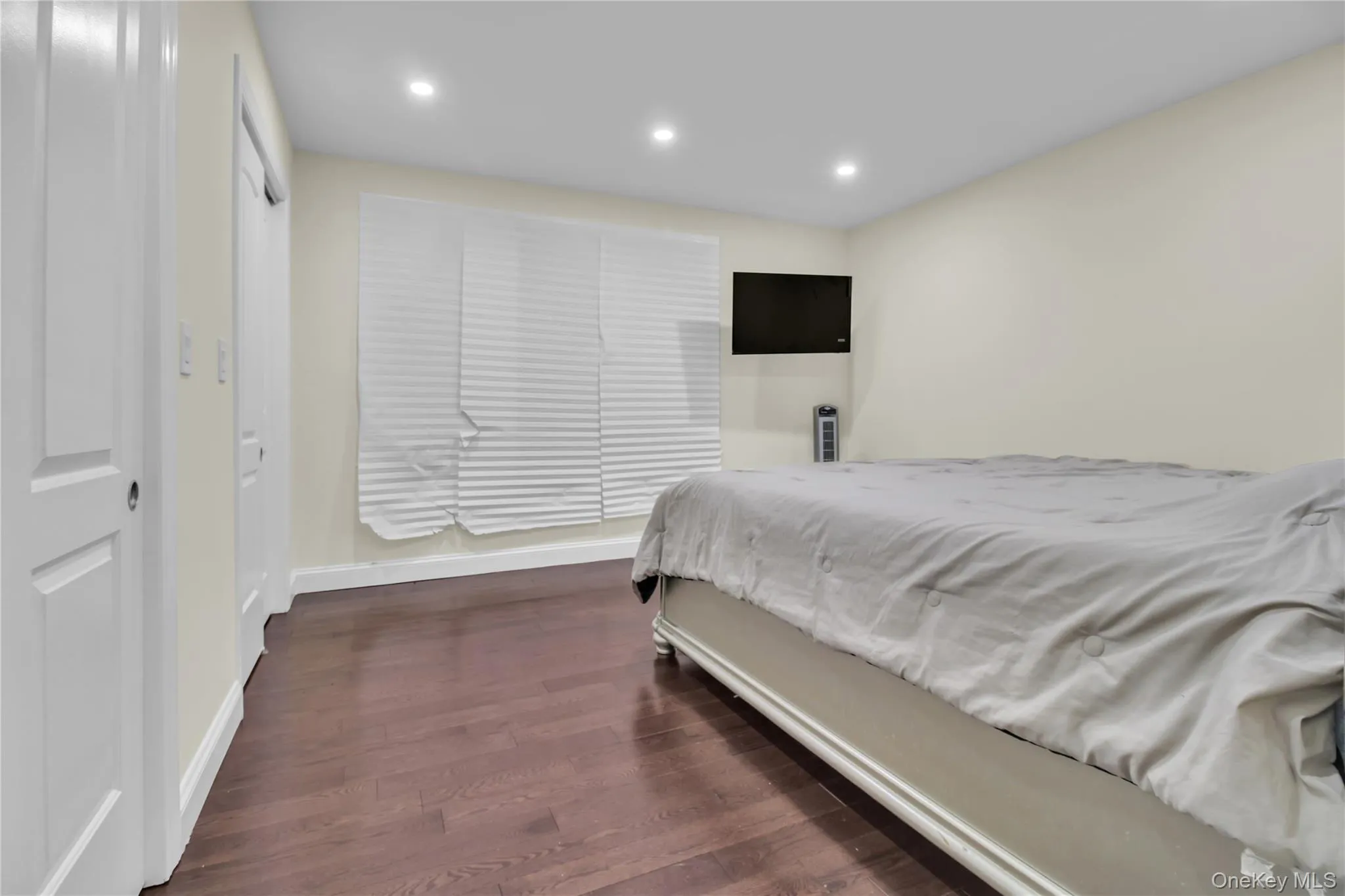 858 Prescott Street, Hempstead, NY, 5 Bedrooms Bedrooms, 9 Rooms Rooms,3 BathroomsBathrooms,Residential,For Rent,Prescott Street,0,1009202 858 Prescott Street, Hempstead, NY, 5 Bedrooms Bedrooms, 9 Rooms Rooms,3 BathroomsBathrooms,Residential,For Rent,Prescott Street,0,1009202
