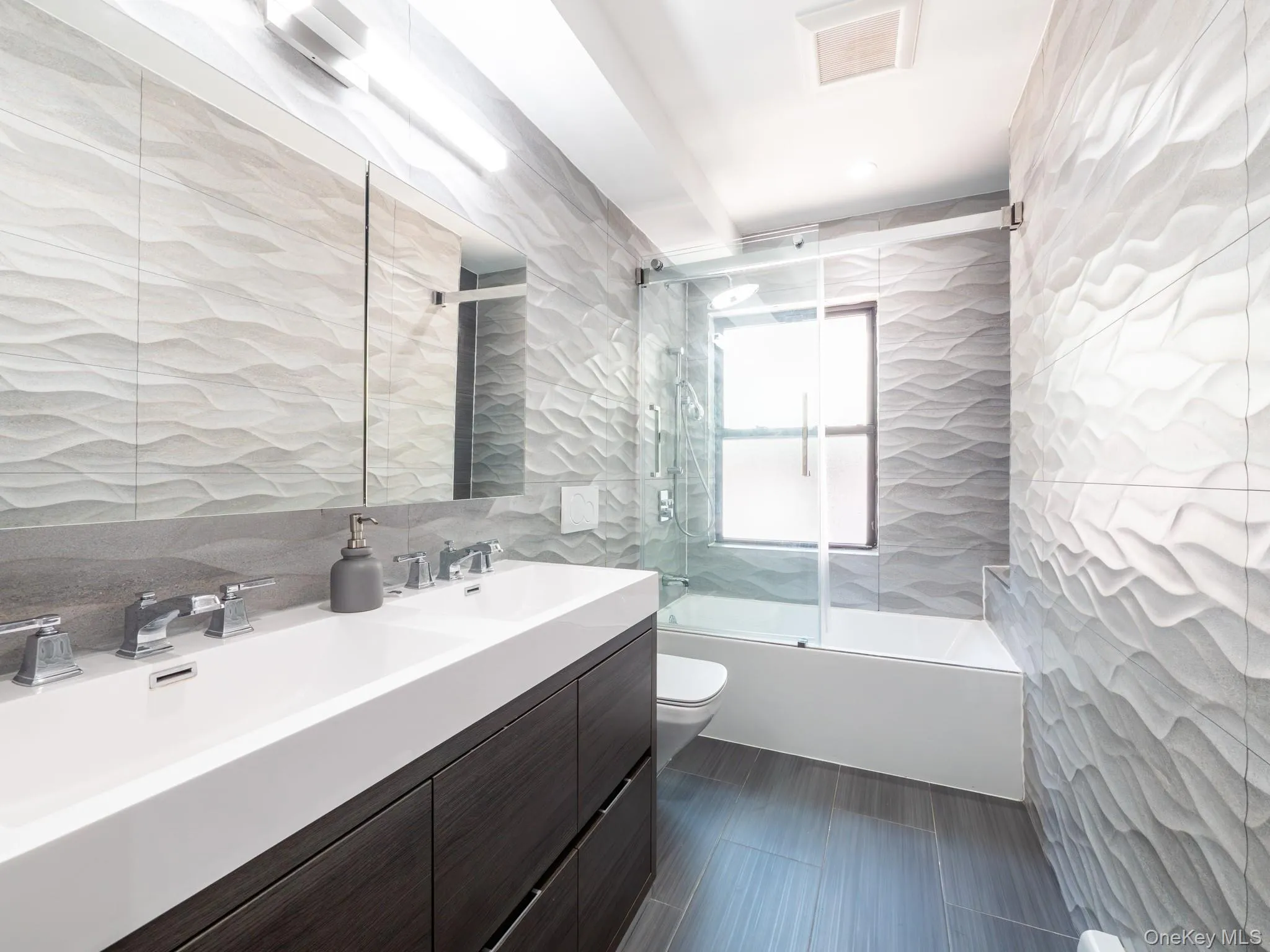 83-34 116th Street, New York, NY, 6 Bedrooms Bedrooms, 12 Rooms Rooms,4 BathroomsBathrooms,Residential,For Rent,116th,0,1009208 83-34 116th Street, New York, NY, 6 Bedrooms Bedrooms, 12 Rooms Rooms,4 BathroomsBathrooms,Residential,For Rent,116th,0,1009208