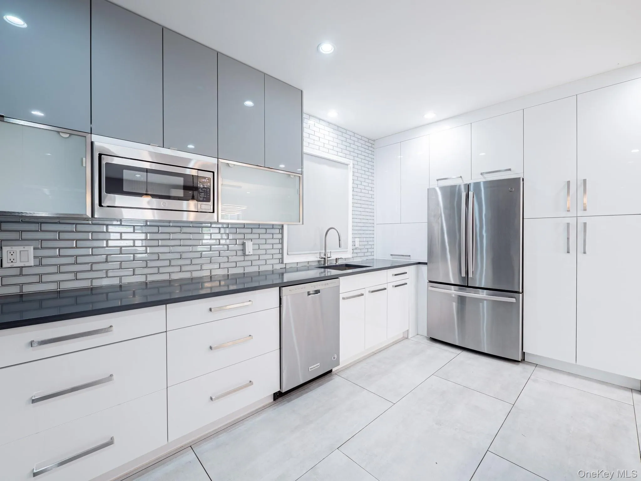 83-34 116th Street, New York, NY, 6 Bedrooms Bedrooms, 12 Rooms Rooms,4 BathroomsBathrooms,Residential,For Rent,116th,0,1009208 83-34 116th Street, New York, NY, 6 Bedrooms Bedrooms, 12 Rooms Rooms,4 BathroomsBathrooms,Residential,For Rent,116th,0,1009208