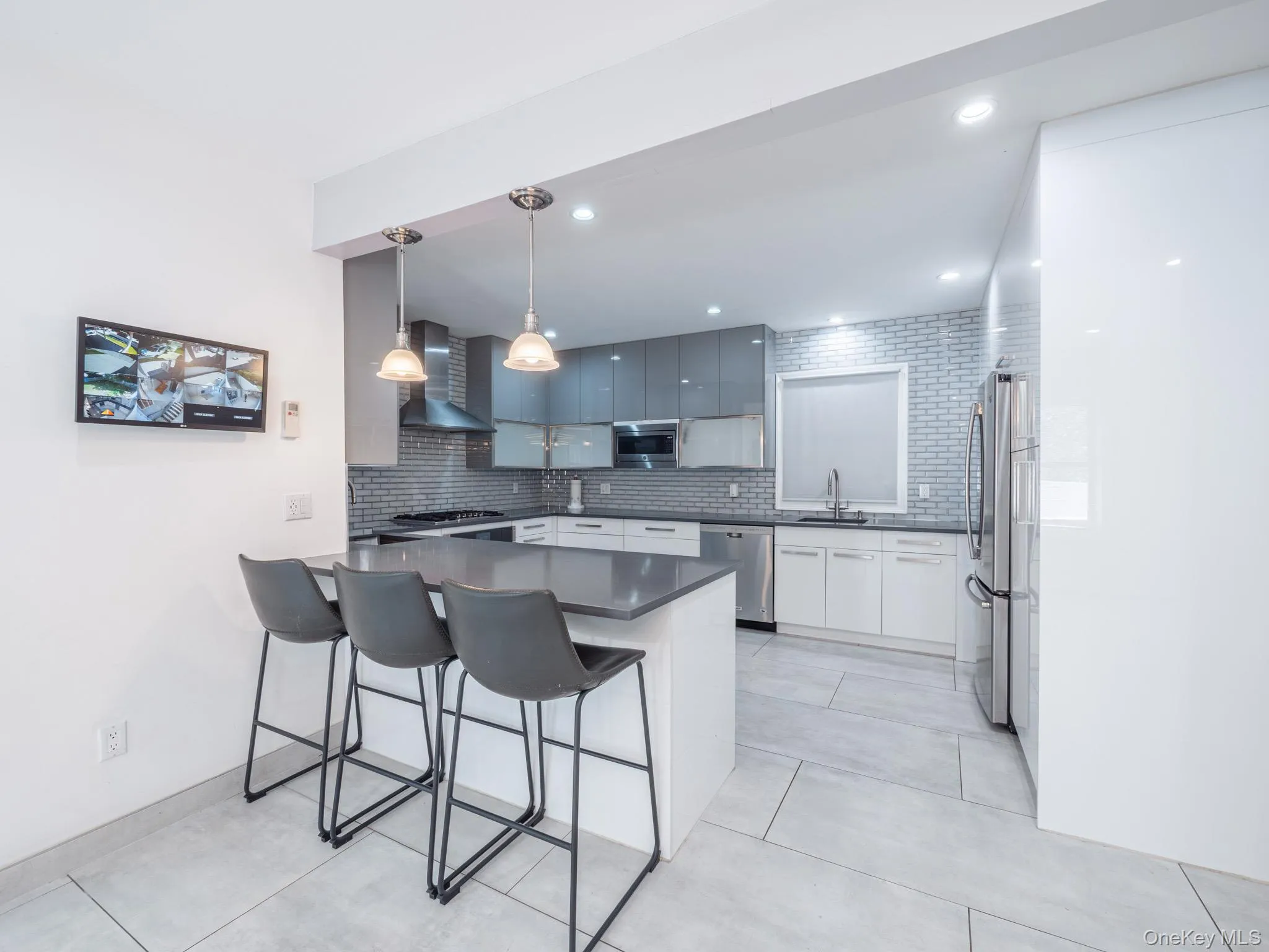 83-34 116th Street, New York, NY, 6 Bedrooms Bedrooms, 12 Rooms Rooms,4 BathroomsBathrooms,Residential,For Rent,116th,0,1009208 83-34 116th Street, New York, NY, 6 Bedrooms Bedrooms, 12 Rooms Rooms,4 BathroomsBathrooms,Residential,For Rent,116th,0,1009208