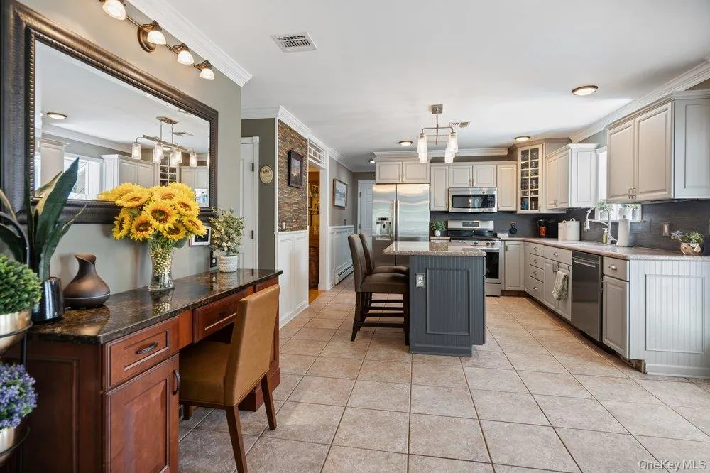 131 Jamaica Avenue, Brookhaven, NY, 4 Bedrooms Bedrooms, 8 Rooms Rooms,2 BathroomsBathrooms,Residential,For Rent,Jamaica,0,1009209 131 Jamaica Avenue, Brookhaven, NY, 4 Bedrooms Bedrooms, 8 Rooms Rooms,2 BathroomsBathrooms,Residential,For Rent,Jamaica,0,1009209
