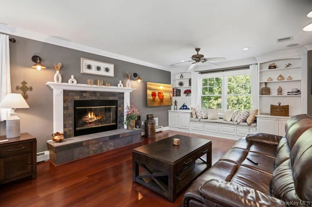 131 Jamaica Avenue, Brookhaven, NY, 4 Bedrooms Bedrooms, 8 Rooms Rooms,2 BathroomsBathrooms,Residential,For Rent,Jamaica,0,1009209 131 Jamaica Avenue, Brookhaven, NY, 4 Bedrooms Bedrooms, 8 Rooms Rooms,2 BathroomsBathrooms,Residential,For Rent,Jamaica,0,1009209
