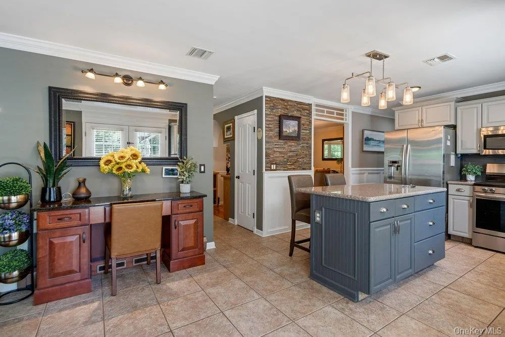 131 Jamaica Avenue, Brookhaven, NY, 4 Bedrooms Bedrooms, 8 Rooms Rooms,2 BathroomsBathrooms,Residential,For Rent,Jamaica,0,1009209 131 Jamaica Avenue, Brookhaven, NY, 4 Bedrooms Bedrooms, 8 Rooms Rooms,2 BathroomsBathrooms,Residential,For Rent,Jamaica,0,1009209